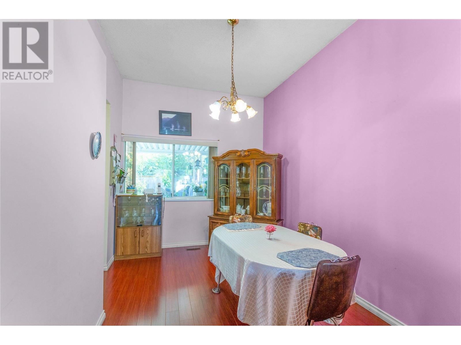 22440 Morse Crescent, Maple Ridge, British Columbia  V2X 0K8 - Photo 5 - R2824841