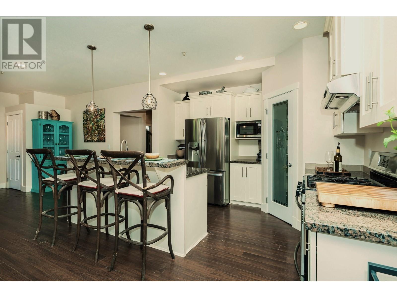 22906 Gilbert Drive, Maple Ridge, British Columbia  V4R 0C4 - Photo 4 - R2824844