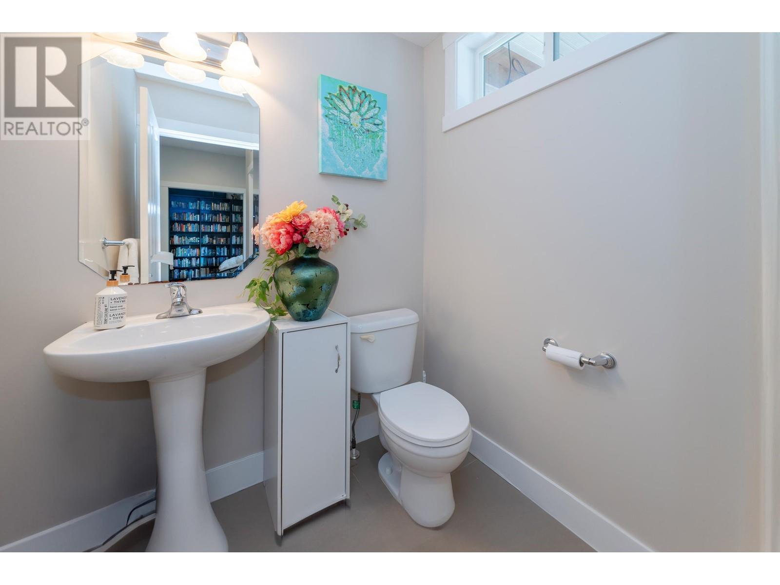 22906 Gilbert Drive, Maple Ridge, British Columbia  V4R 0C4 - Photo 9 - R2824844