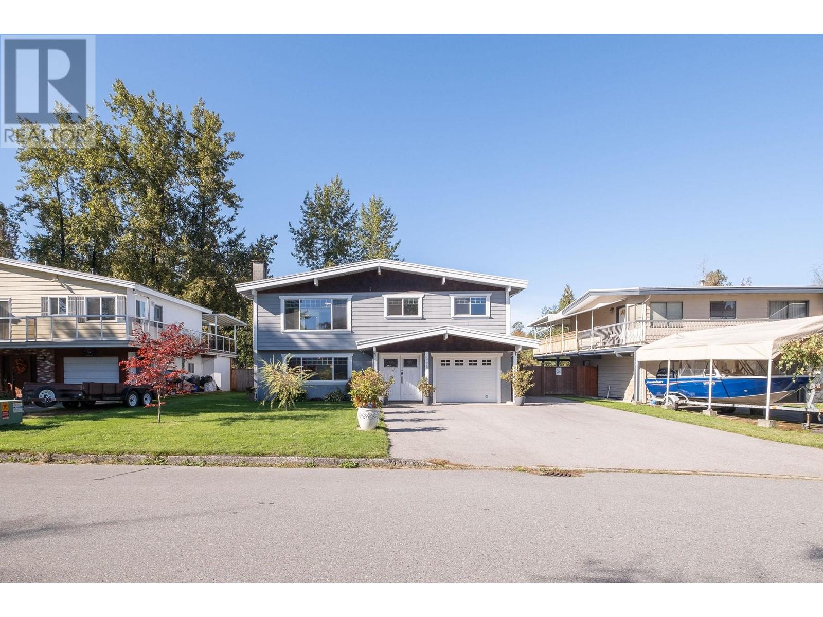 12247 Hinch Crescent, Maple Ridge, British Columbia  V2X 7H3 - Photo 2 - R2824851