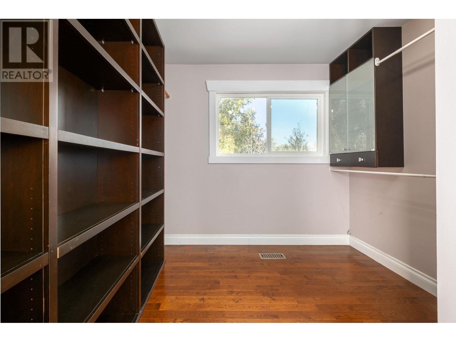 12247 Hinch Crescent, Maple Ridge, British Columbia  V2X 7H3 - Photo 27 - R2824851