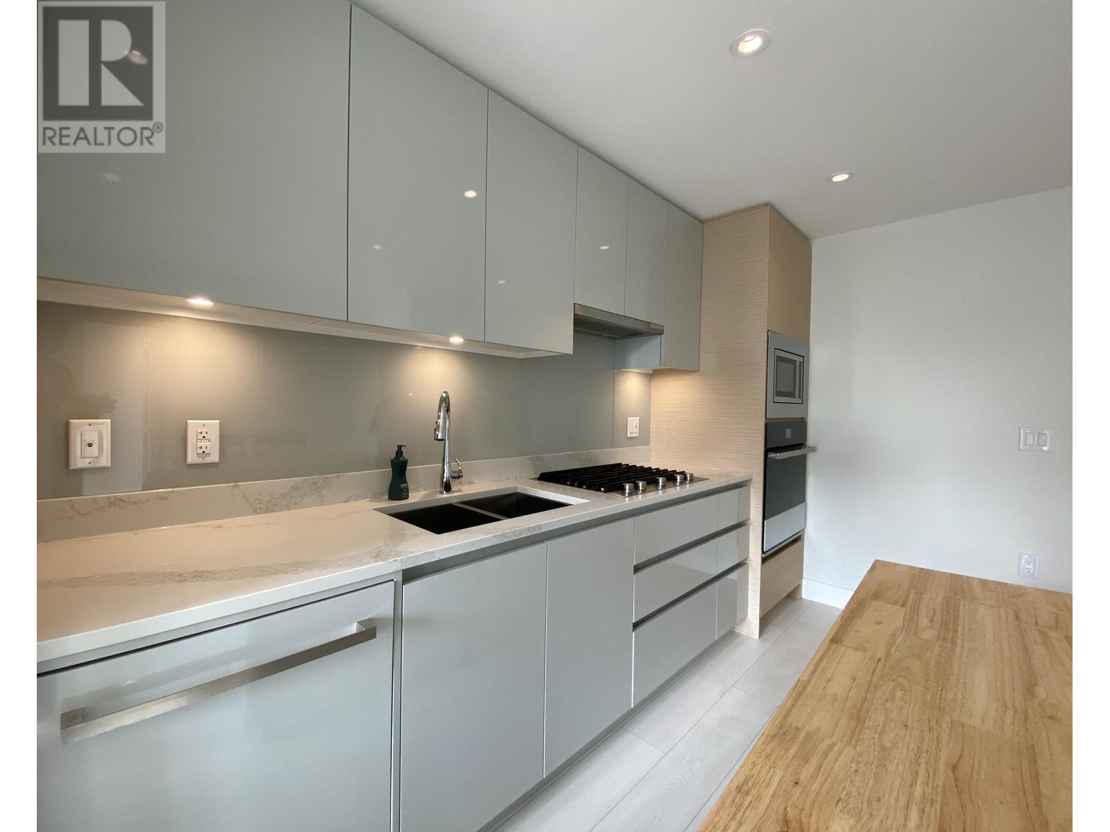 201 3538 Sawmill Crescent, Vancouver, British Columbia  V5S 0J8 - Photo 7 - R2824950