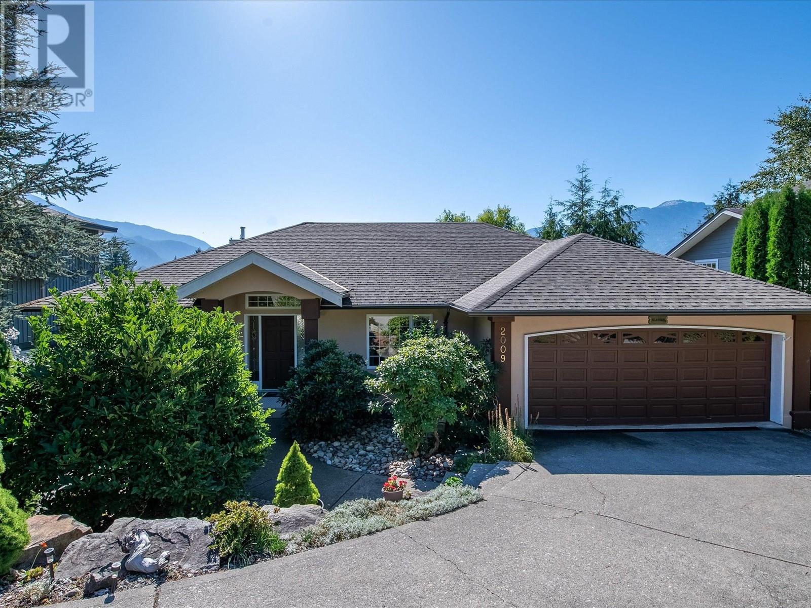 2009 Glacier Heights Place, Squamish, British Columbia  V8B 0G1 - Photo 35 - R2818636