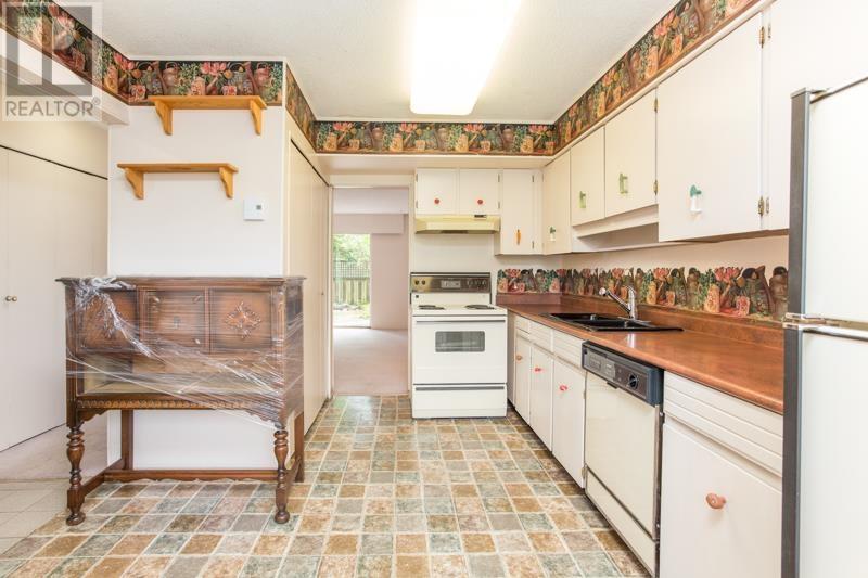 27 10840 Springmont Drive, Richmond, British Columbia  V7E 3S5 - Photo 6 - R2824082