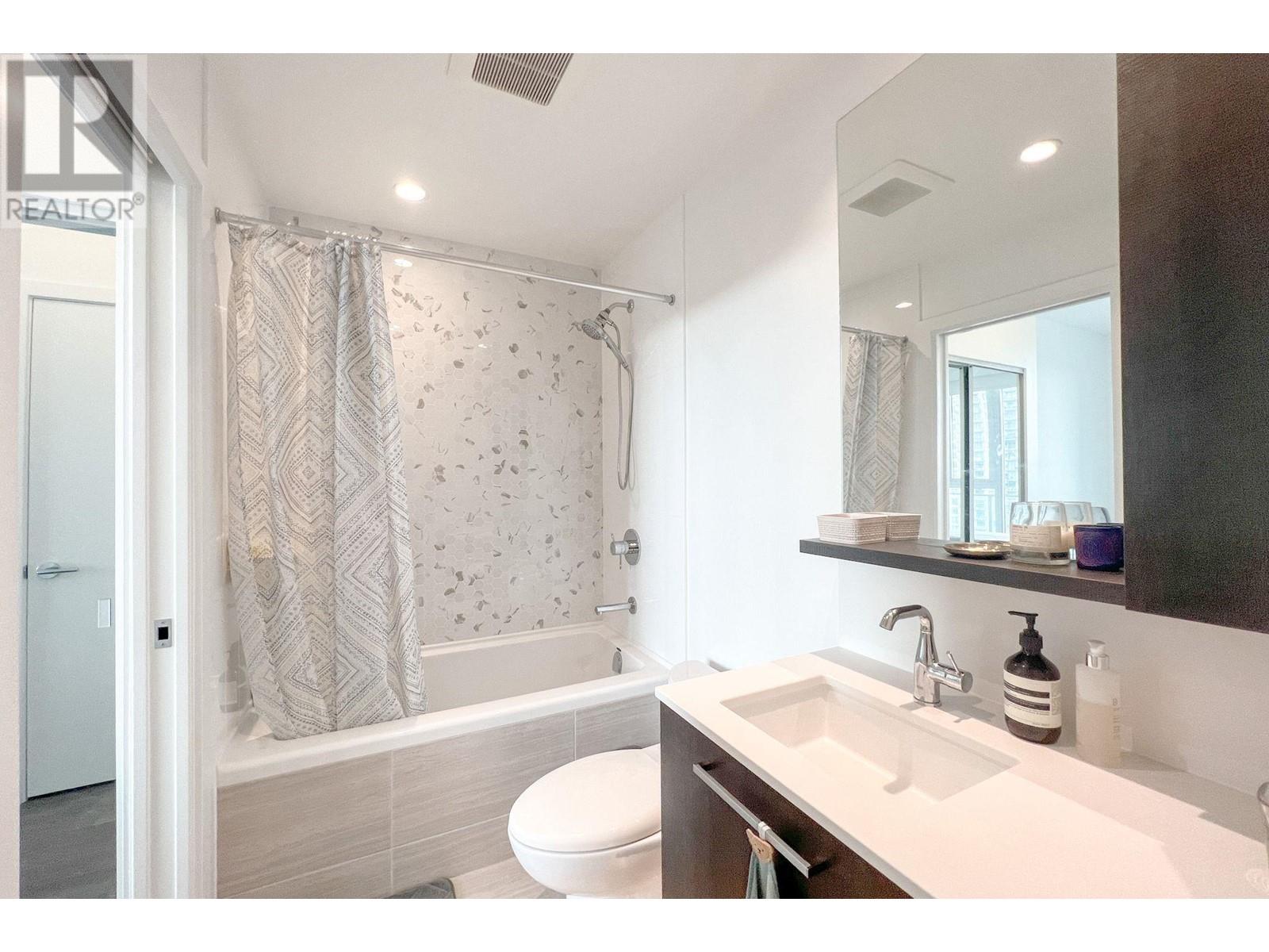 567 Clarke Road, Coquitlam, British Columbia  V3J 0K7 - Photo 11 - R2823175