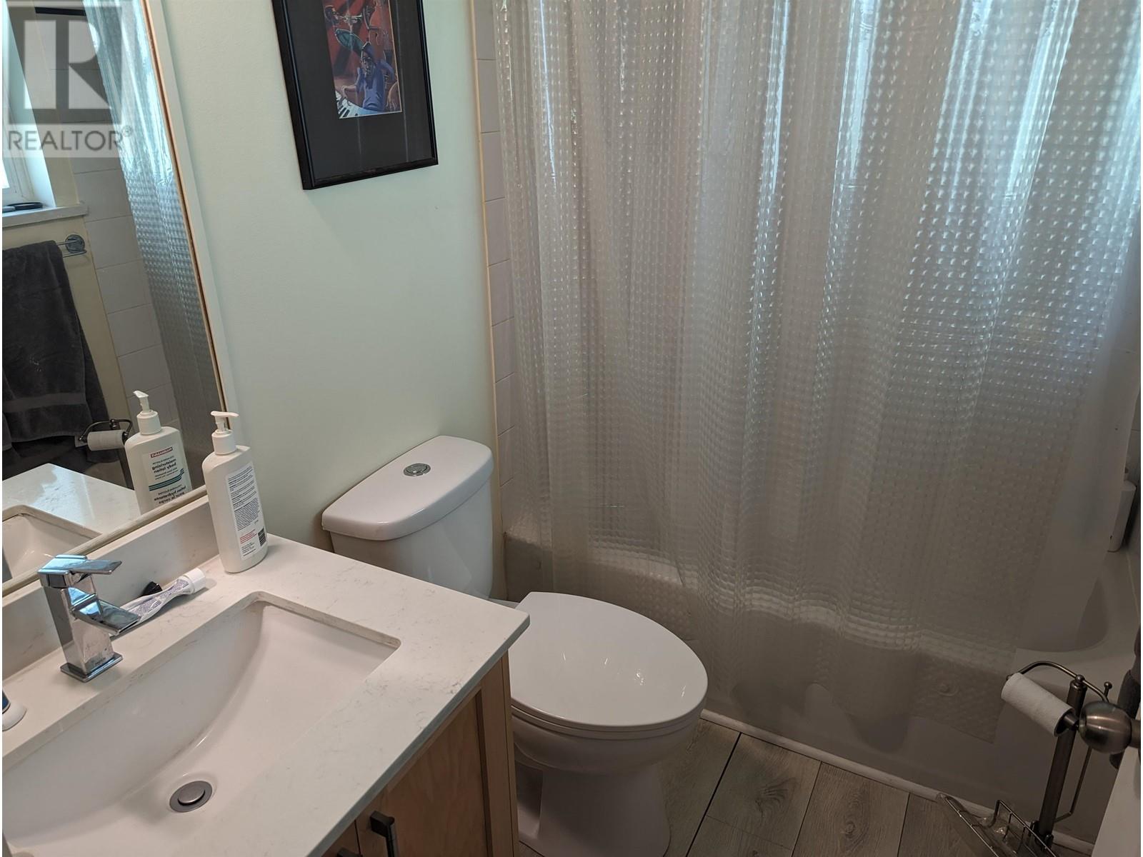 5846 Trail Avenue, Sechelt, British Columbia  V7Z 0R4 - Photo 9 - R2816309