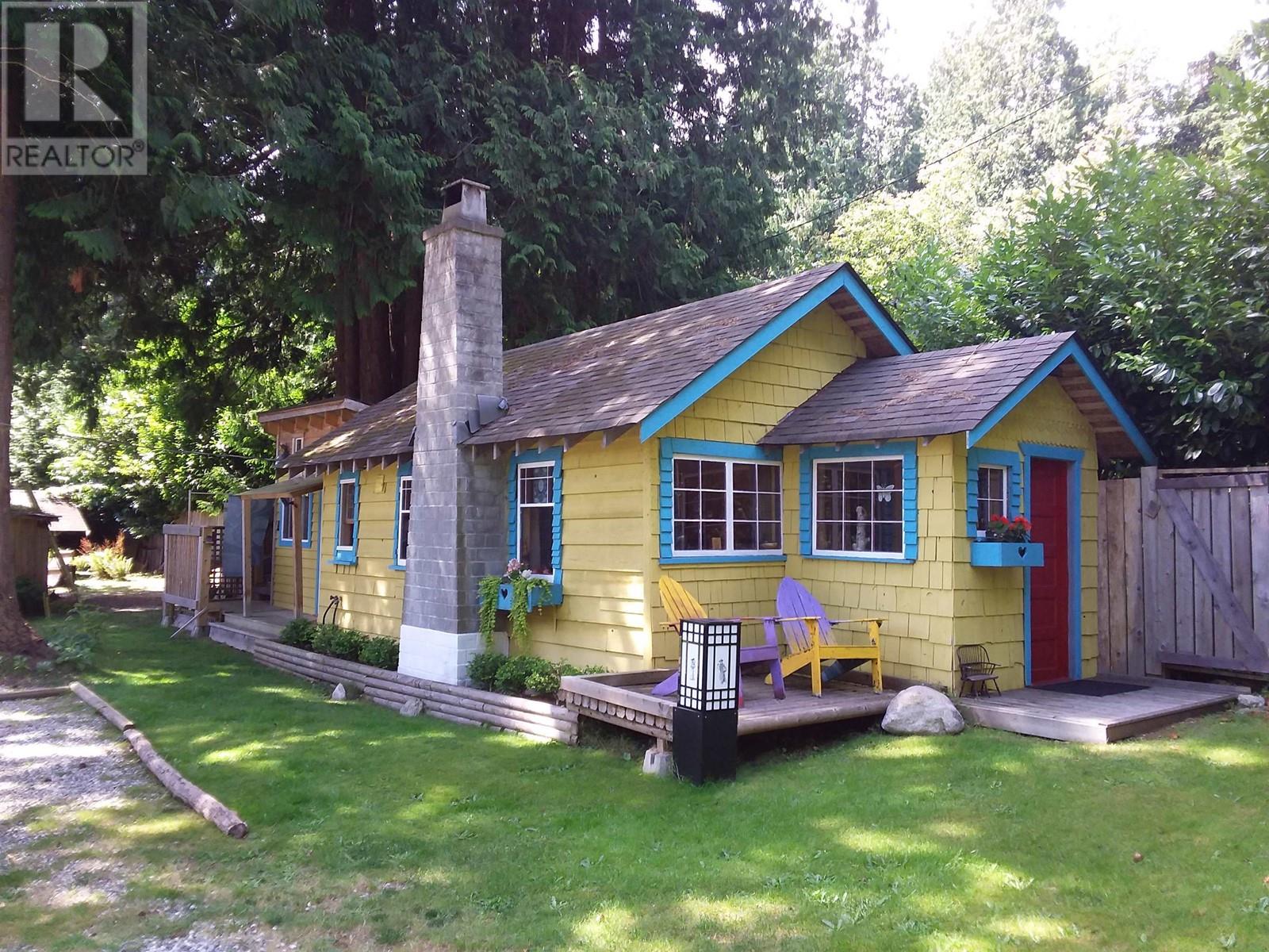 1183 Roberts Creek Road, Roberts Creek, British Columbia  V0N 2W2 - Photo 14 - R2822048