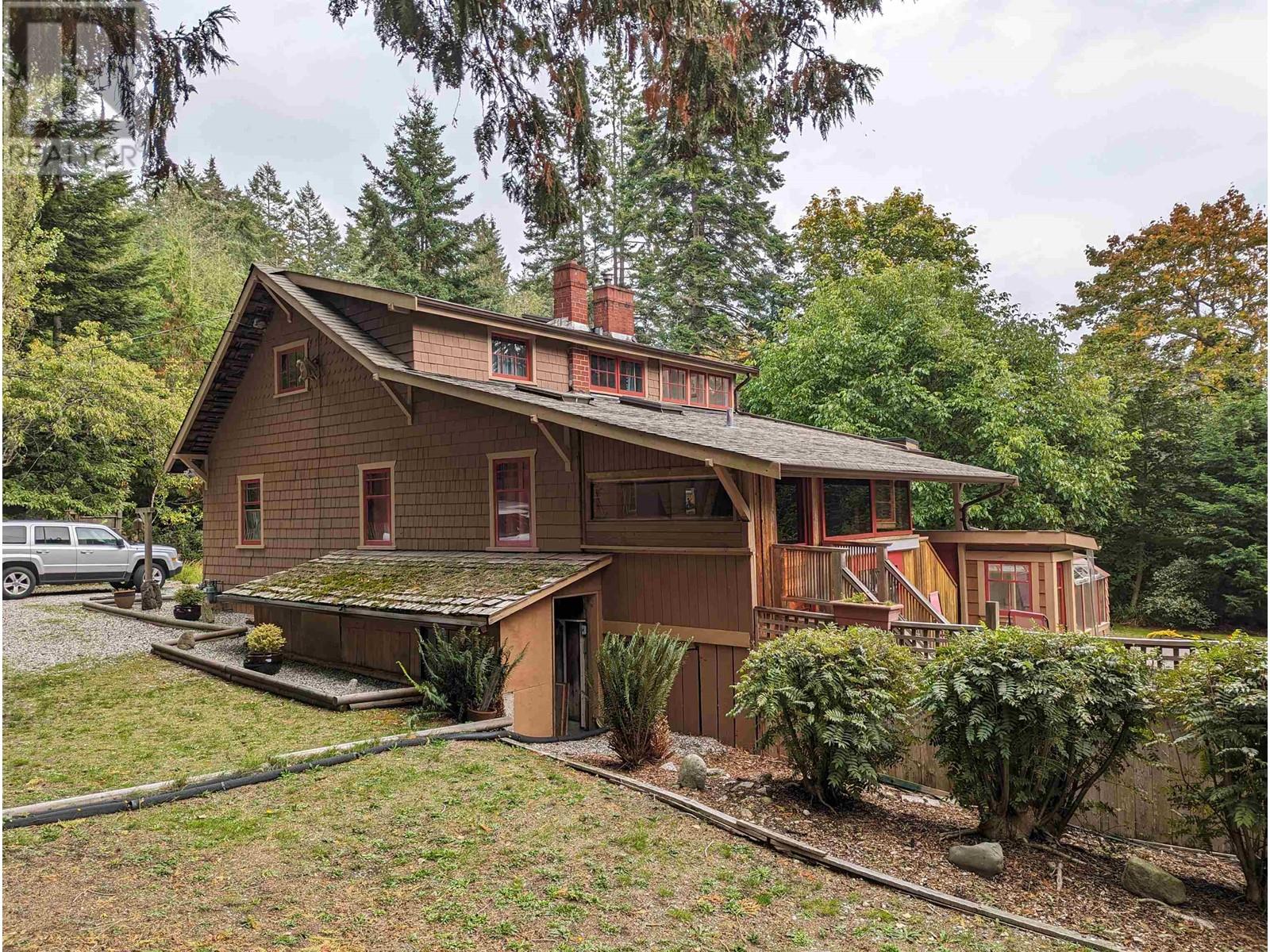 1183 Roberts Creek Road, Roberts Creek, British Columbia  V0N 2W2 - Photo 4 - R2822048