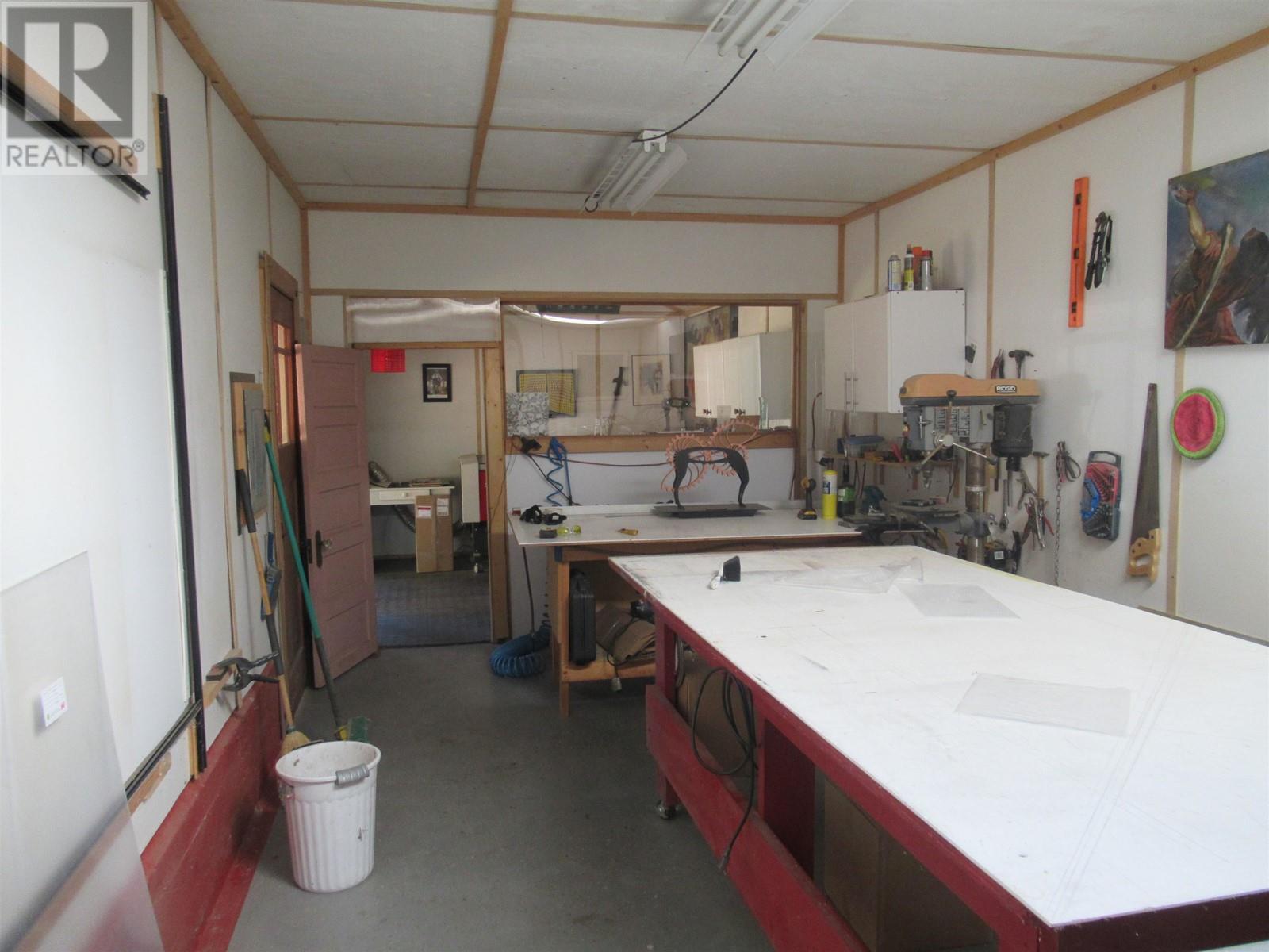 1183 Roberts Creek Road, Roberts Creek, British Columbia  V0N 2W2 - Photo 26 - R2822048