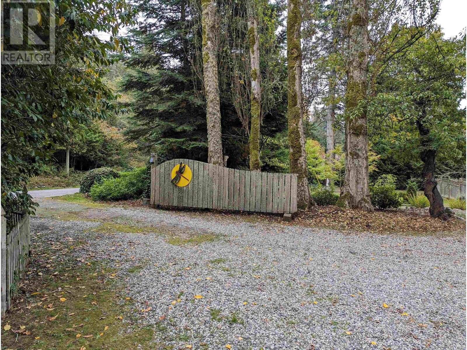 1183 Roberts Creek Road, Roberts Creek, British Columbia  V0N 2W2 - Photo 35 - R2822048