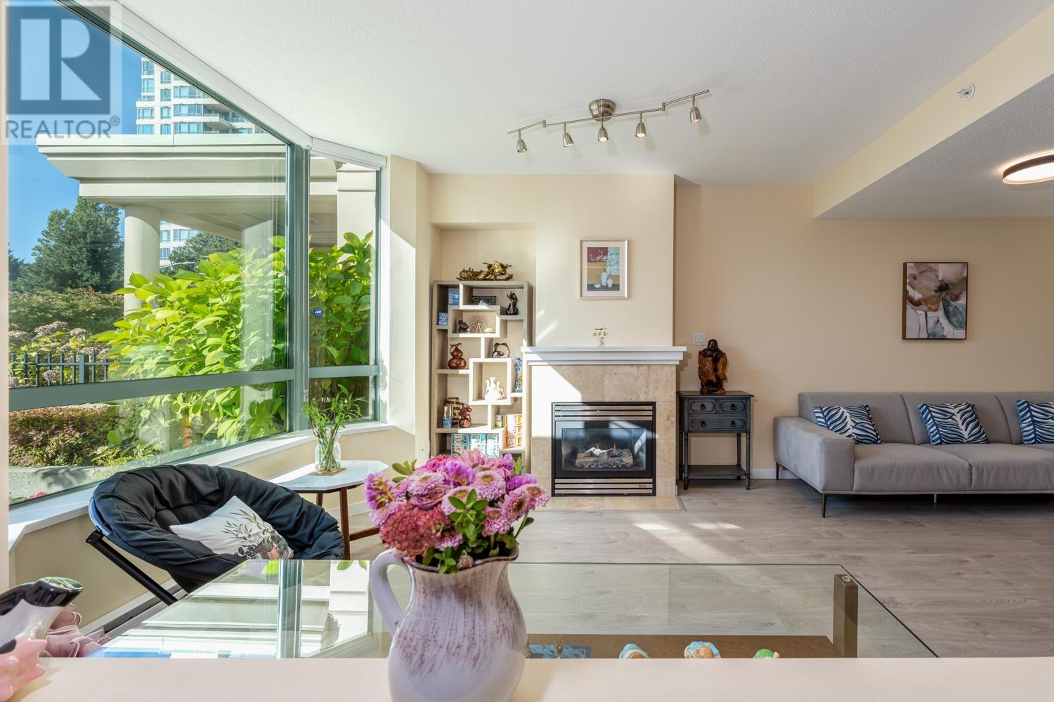 Th4 6659 Southoaks Crescent, Burnaby, British Columbia  V5E 4M9 - Photo 12 - R2823608