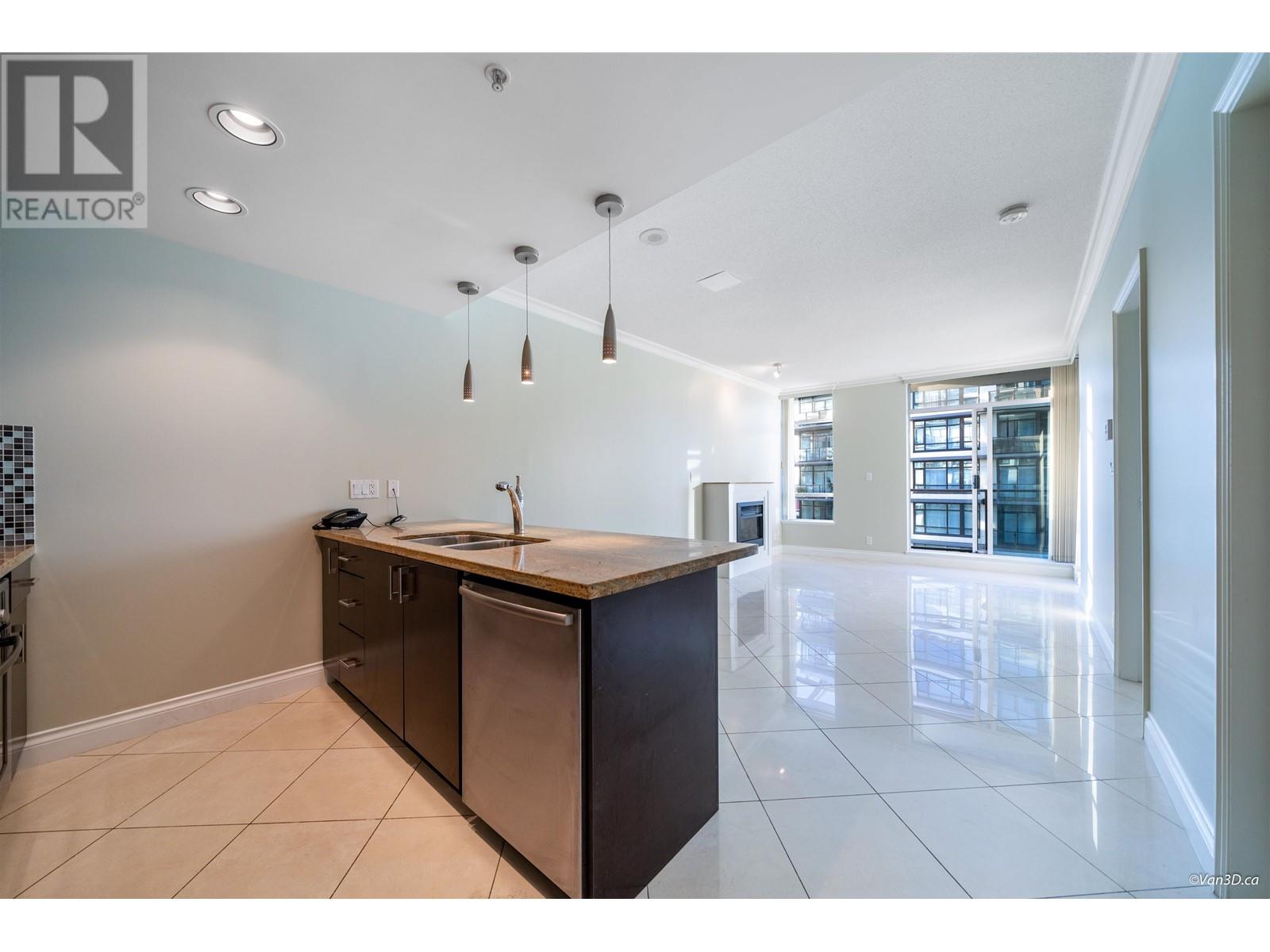 707 172 Victory Ship Way, North Vancouver, British Columbia  V7L 0B5 - Photo 7 - R2824937