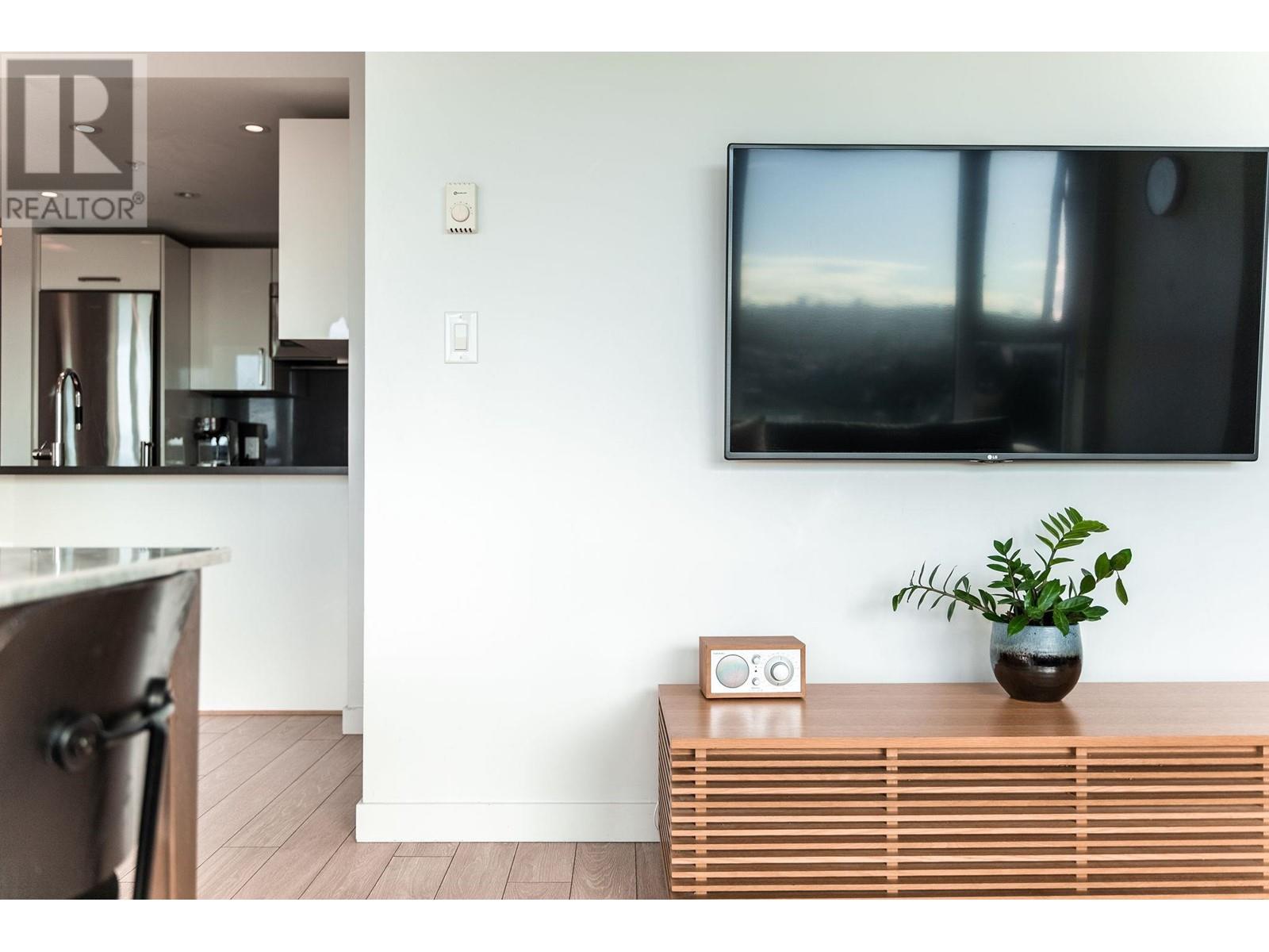 605 983 E Hastings Street, Vancouver, British Columbia  V6A 0G9 - Photo 8 - R2824974