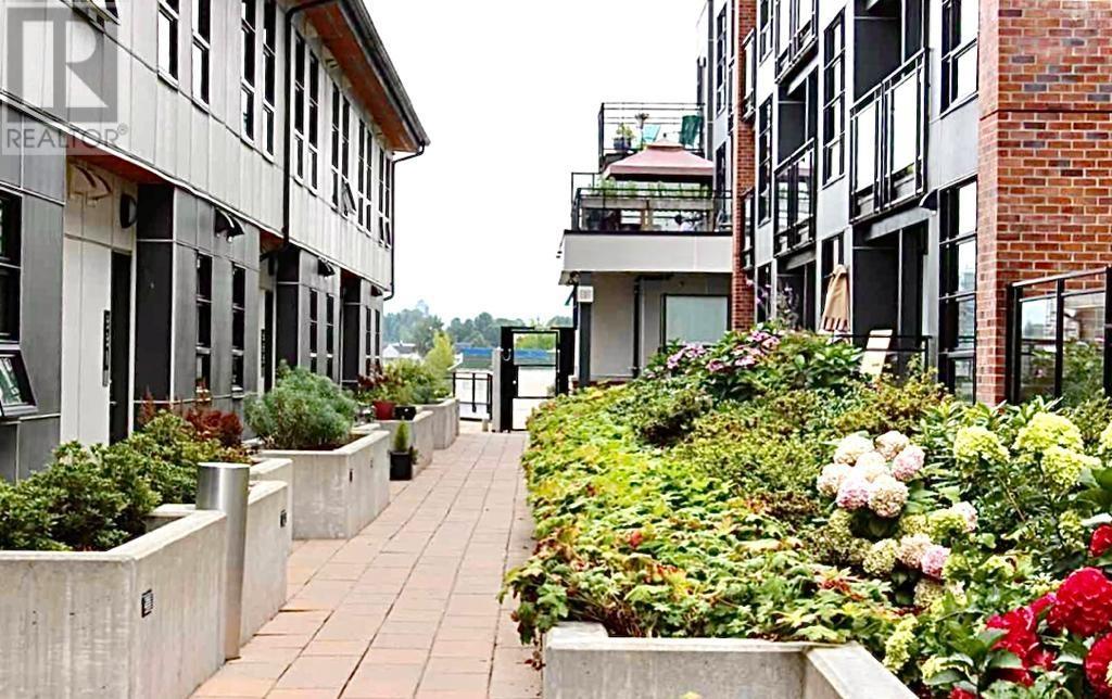 333 95 MOODY STREET, port moody, British Columbia