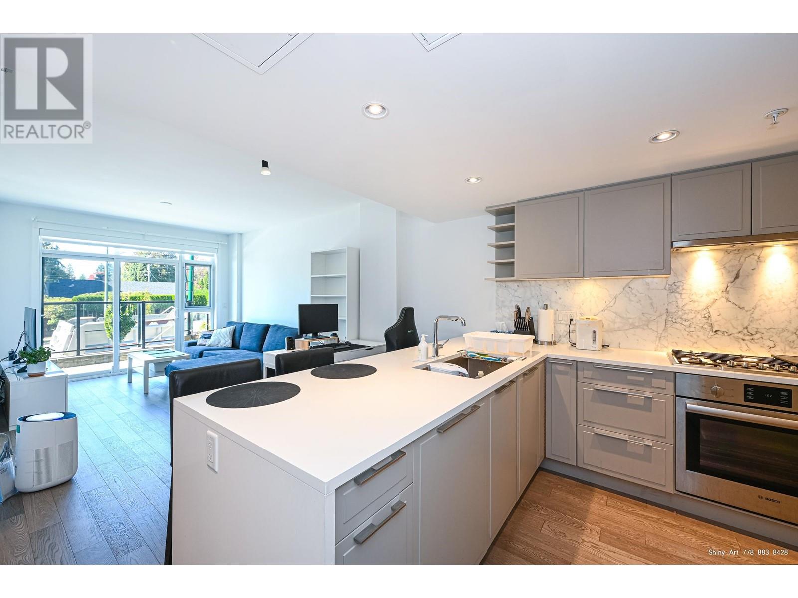 122 7828 Granville Street, Vancouver, British Columbia  V6P 4Z2 - Photo 3 - R2825008