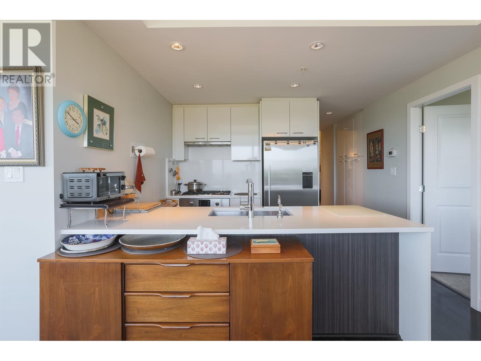 608 6383 Cambie Street, Vancouver, British Columbia  V5Z 0G7 - Photo 11 - R2825017