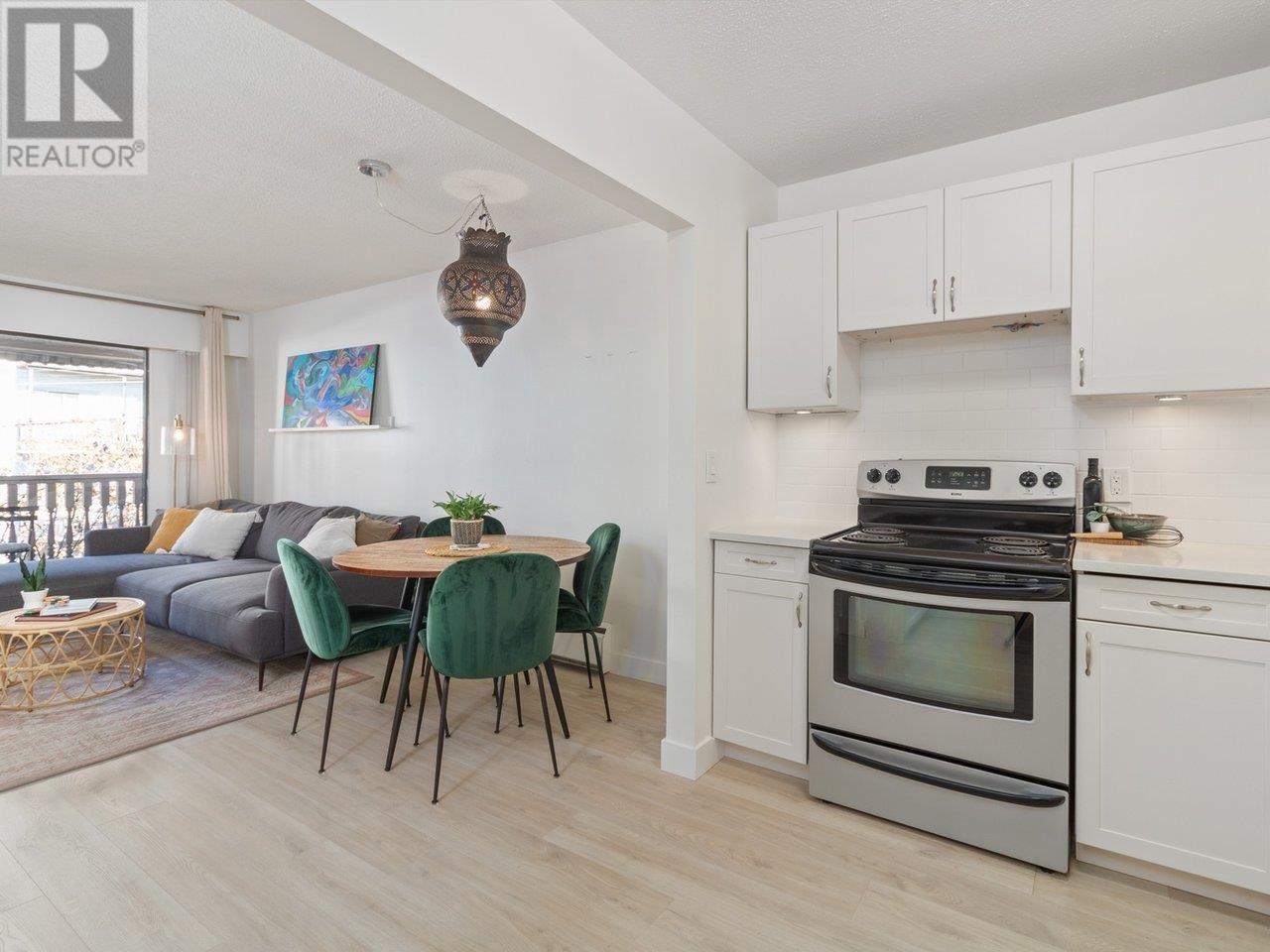 301 236 W 2nd Street, North Vancouver, British Columbia  V7M 1C6 - Photo 7 - R2825020
