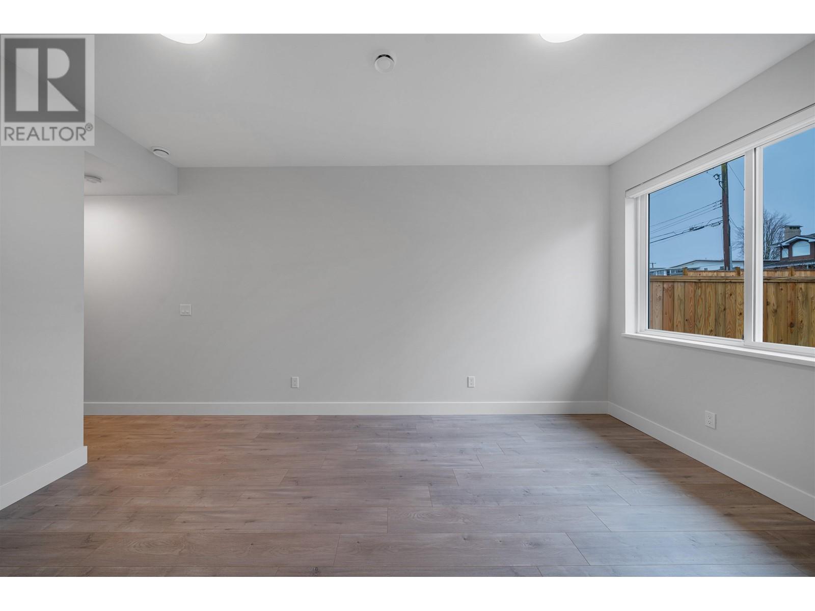 6752 Lakeview Avenue, Burnaby, British Columbia  V5E 2P4 - Photo 19 - R2825024