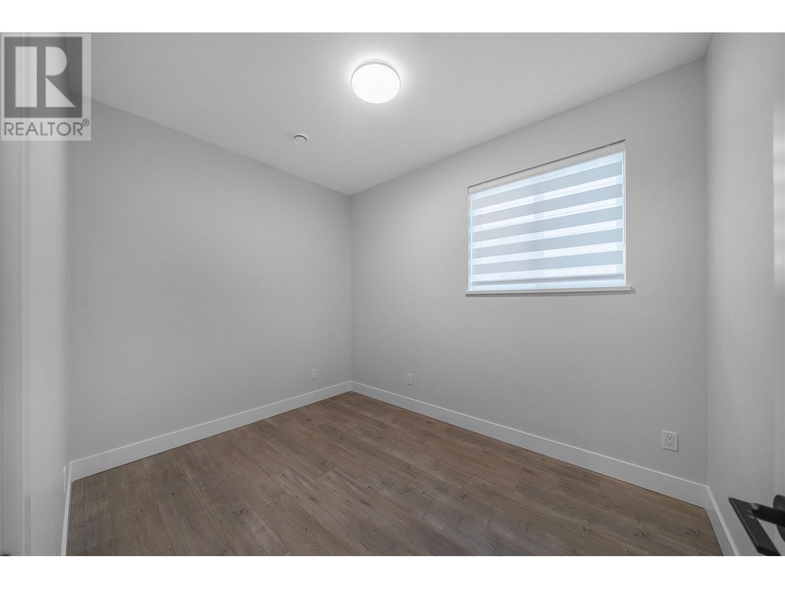 6752 Lakeview Avenue, Burnaby, British Columbia  V5E 2P4 - Photo 25 - R2825024