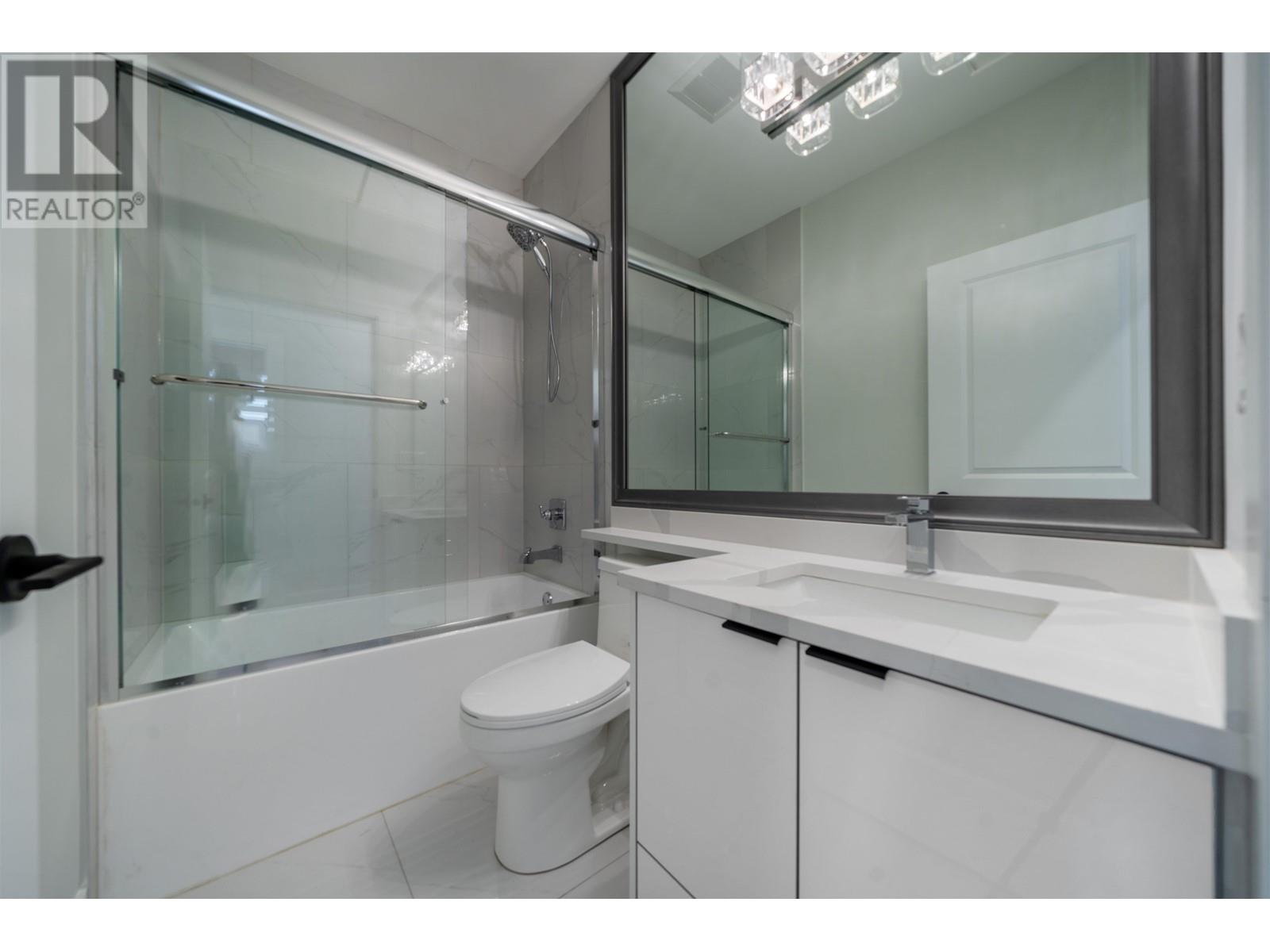 6752 Lakeview Avenue, Burnaby, British Columbia  V5E 2P4 - Photo 26 - R2825024