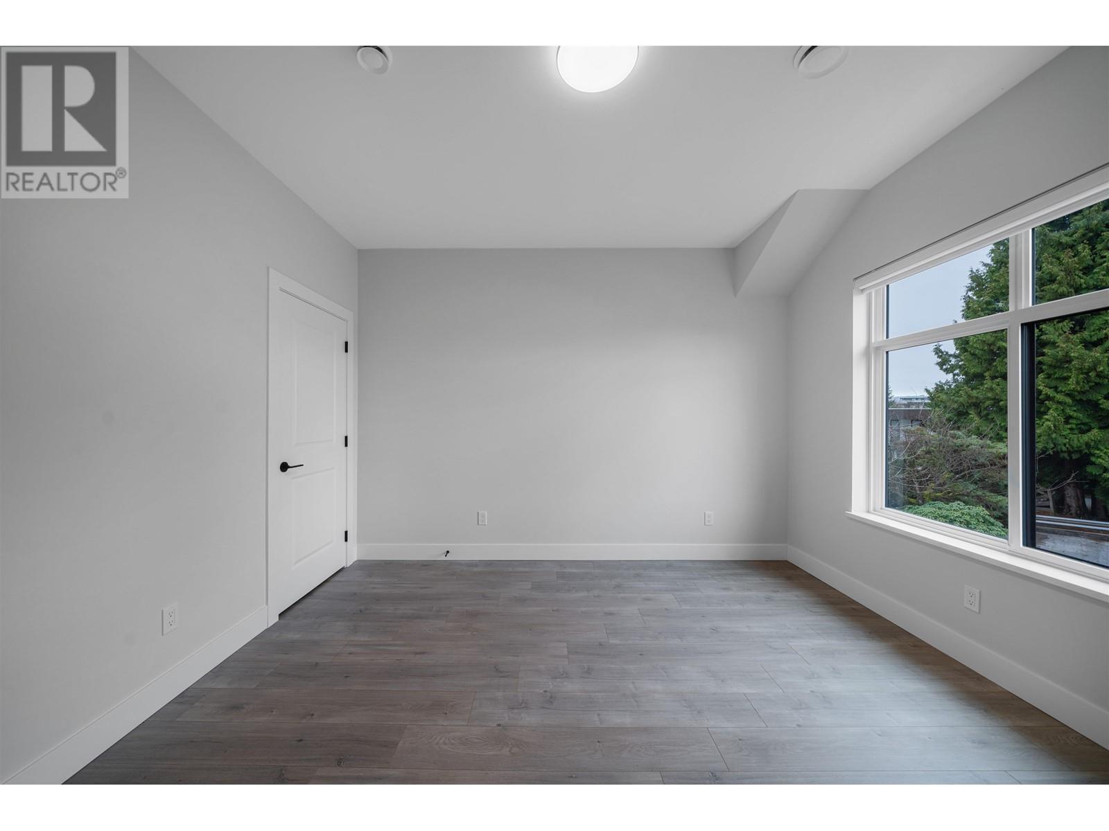 6752 Lakeview Avenue, Burnaby, British Columbia  V5E 2P4 - Photo 29 - R2825024