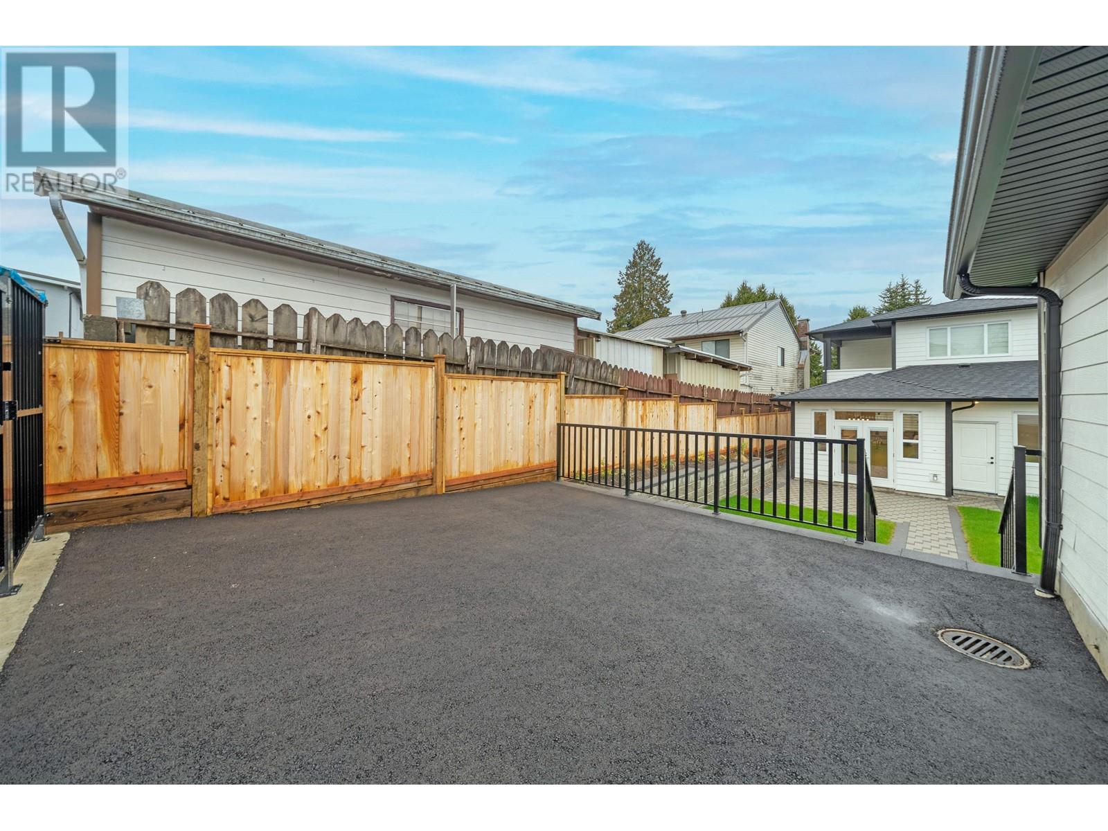 6752 Lakeview Avenue, Burnaby, British Columbia  V5E 2P4 - Photo 32 - R2825024