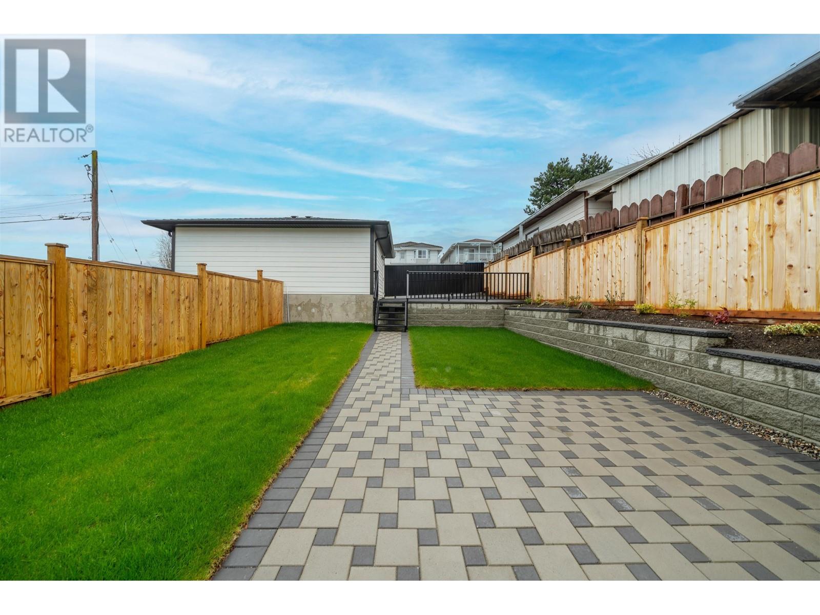 6752 Lakeview Avenue, Burnaby, British Columbia  V5E 2P4 - Photo 34 - R2825024