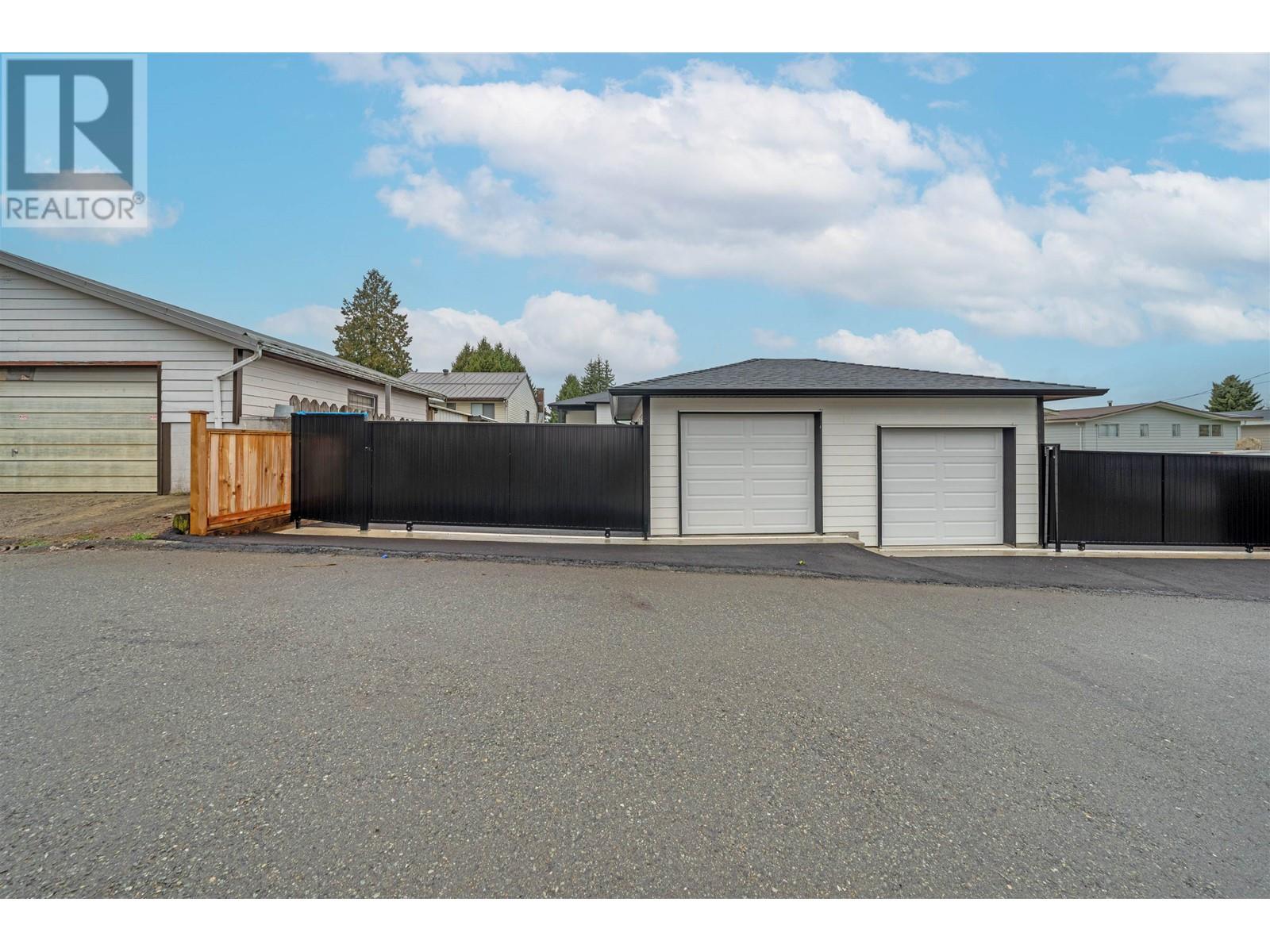 6752 Lakeview Avenue, Burnaby, British Columbia  V5E 2P4 - Photo 35 - R2825024
