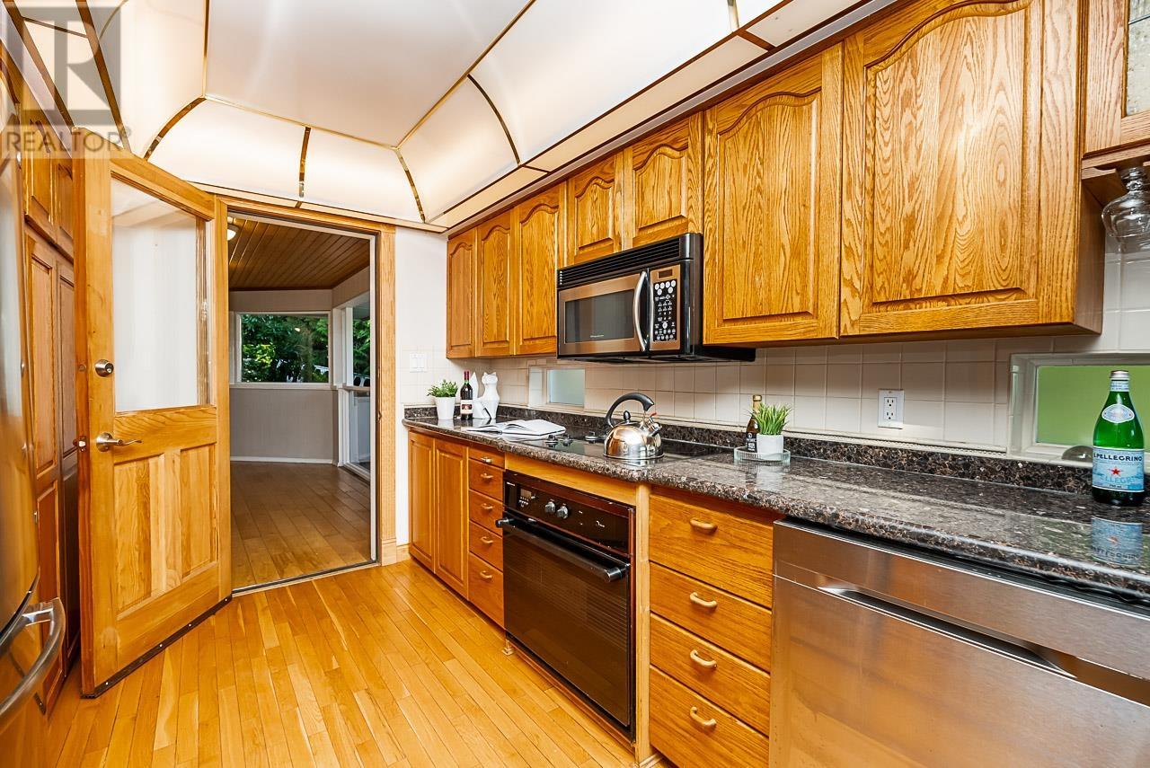 4365 Woodcrest Road, West Vancouver, British Columbia  V7S 2V9 - Photo 12 - R2824971
