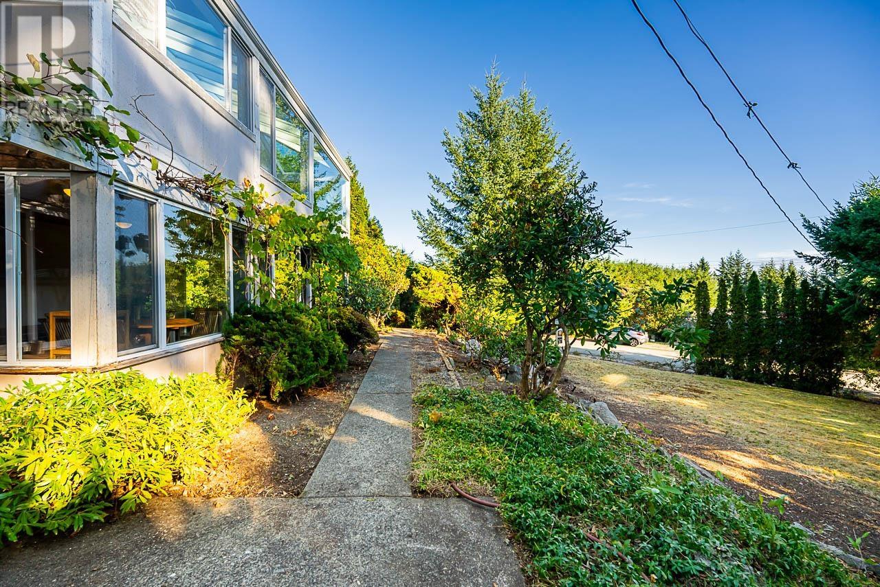 4365 Woodcrest Road, West Vancouver, British Columbia  V7S 2V9 - Photo 31 - R2824971