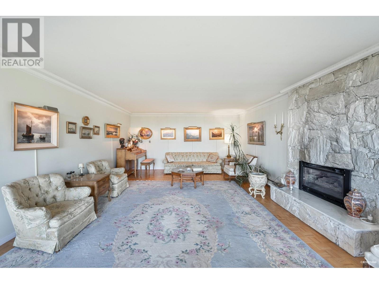 1373 Camwell Drive, West Vancouver, British Columbia  V7S 2M6 - Photo 10 - R2825025