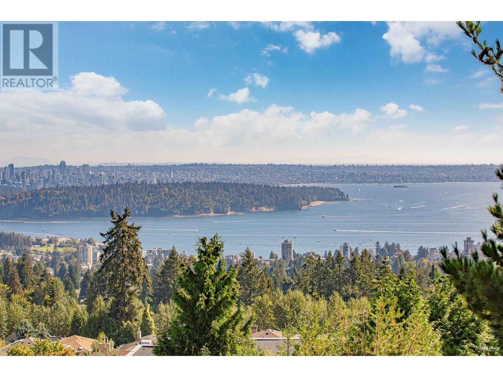 1373 Camwell Drive, West Vancouver, British Columbia  V7S 2M6 - Photo 35 - R2825025