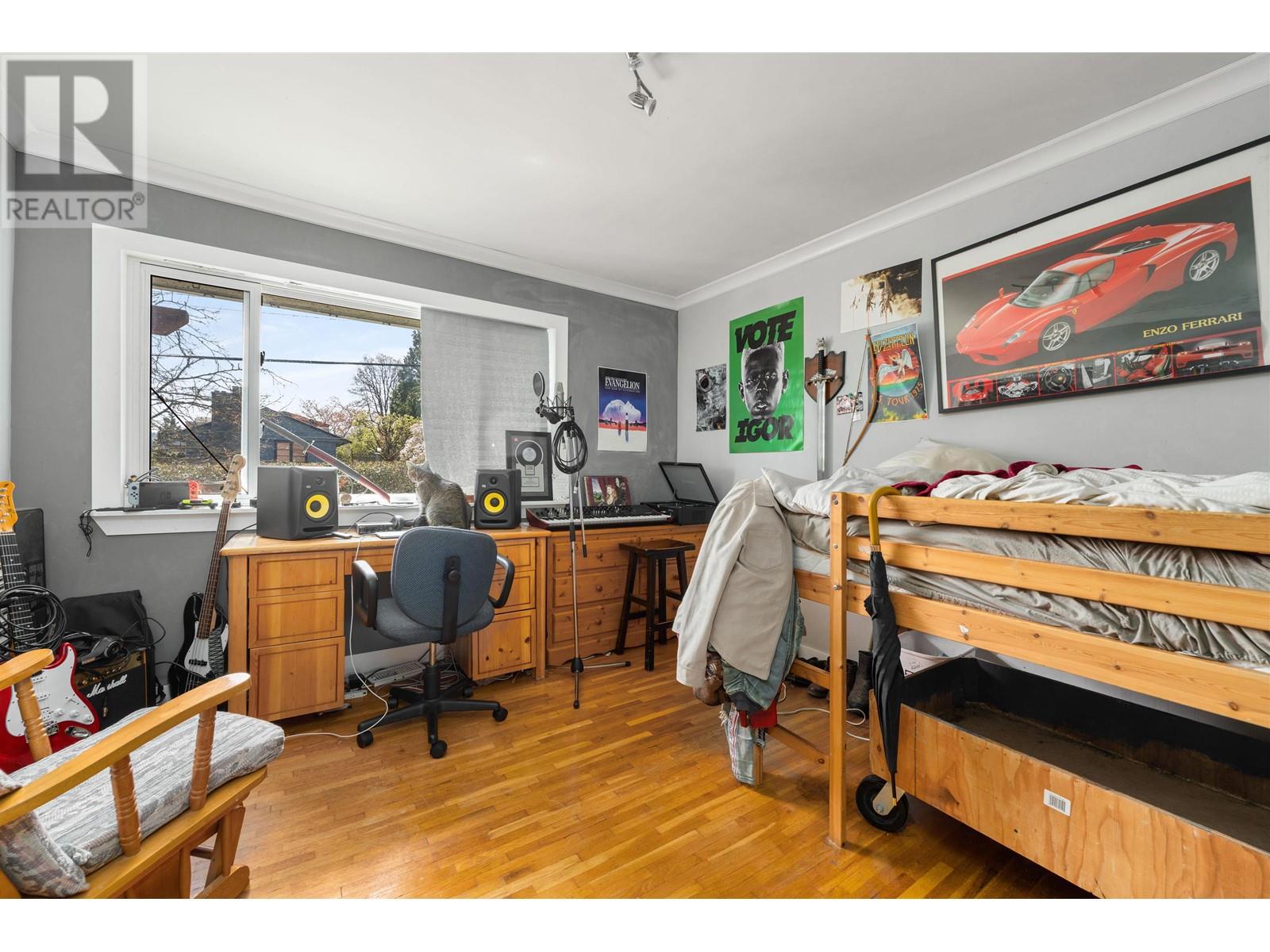 4254 Caddy Road, North Vancouver, British Columbia  V7G 1B7 - Photo 10 - R2825044