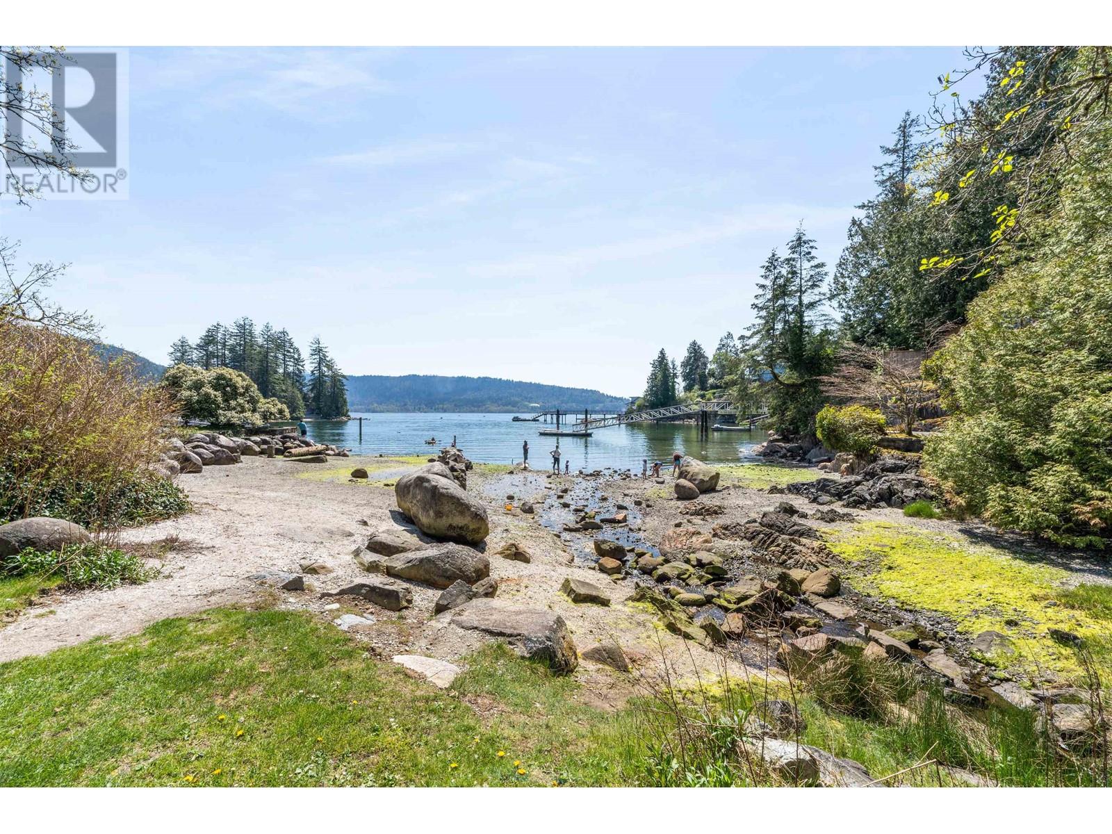 4254 Caddy Road, North Vancouver, British Columbia  V7G 1B7 - Photo 19 - R2825044