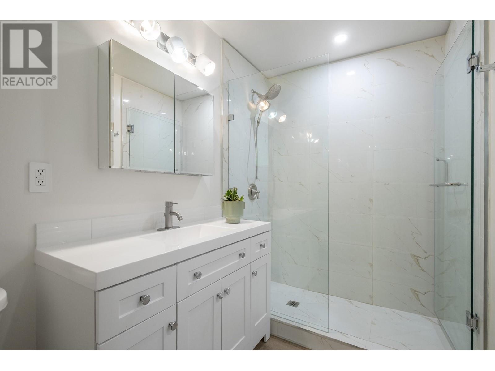 4164 Madeley Road, North Vancouver, British Columbia  V7N 4C9 - Photo 28 - R2825049