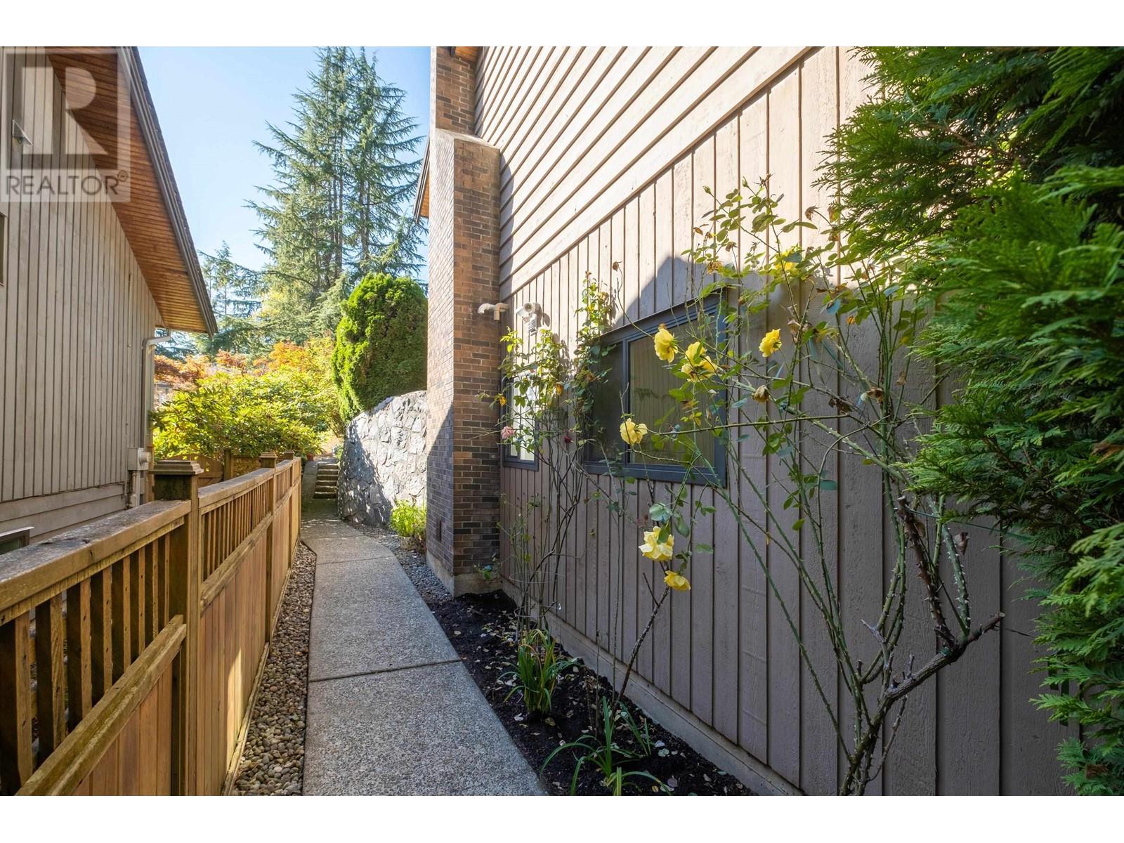 4164 Madeley Road, North Vancouver, British Columbia  V7N 4C9 - Photo 38 - R2825049