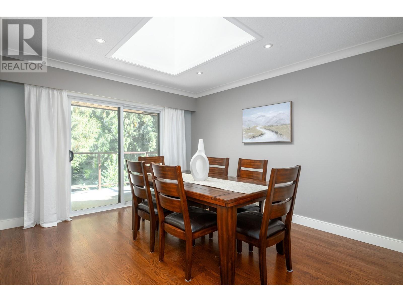 4164 Madeley Road, North Vancouver, British Columbia  V7N 4C9 - Photo 5 - R2825049
