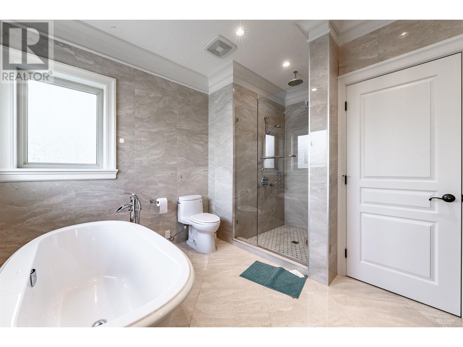 4822 Bond Street, Burnaby, British Columbia  V5H 1H1 - Photo 17 - R2825057