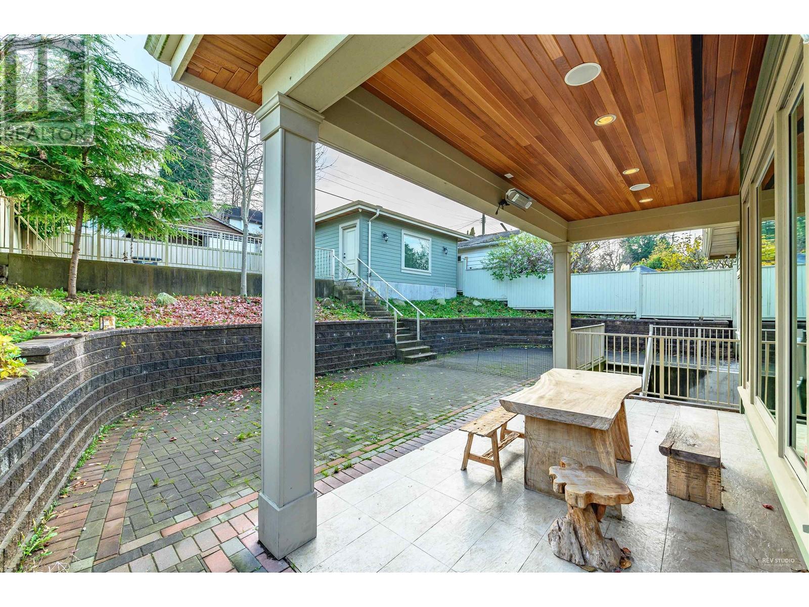 4822 Bond Street, Burnaby, British Columbia  V5H 1H1 - Photo 27 - R2825057