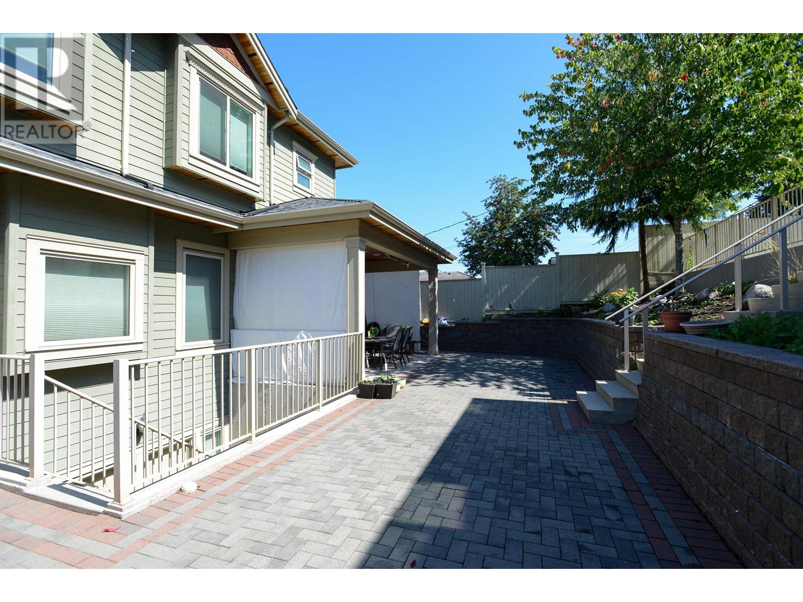 4822 Bond Street, Burnaby, British Columbia  V5H 1H1 - Photo 31 - R2825057