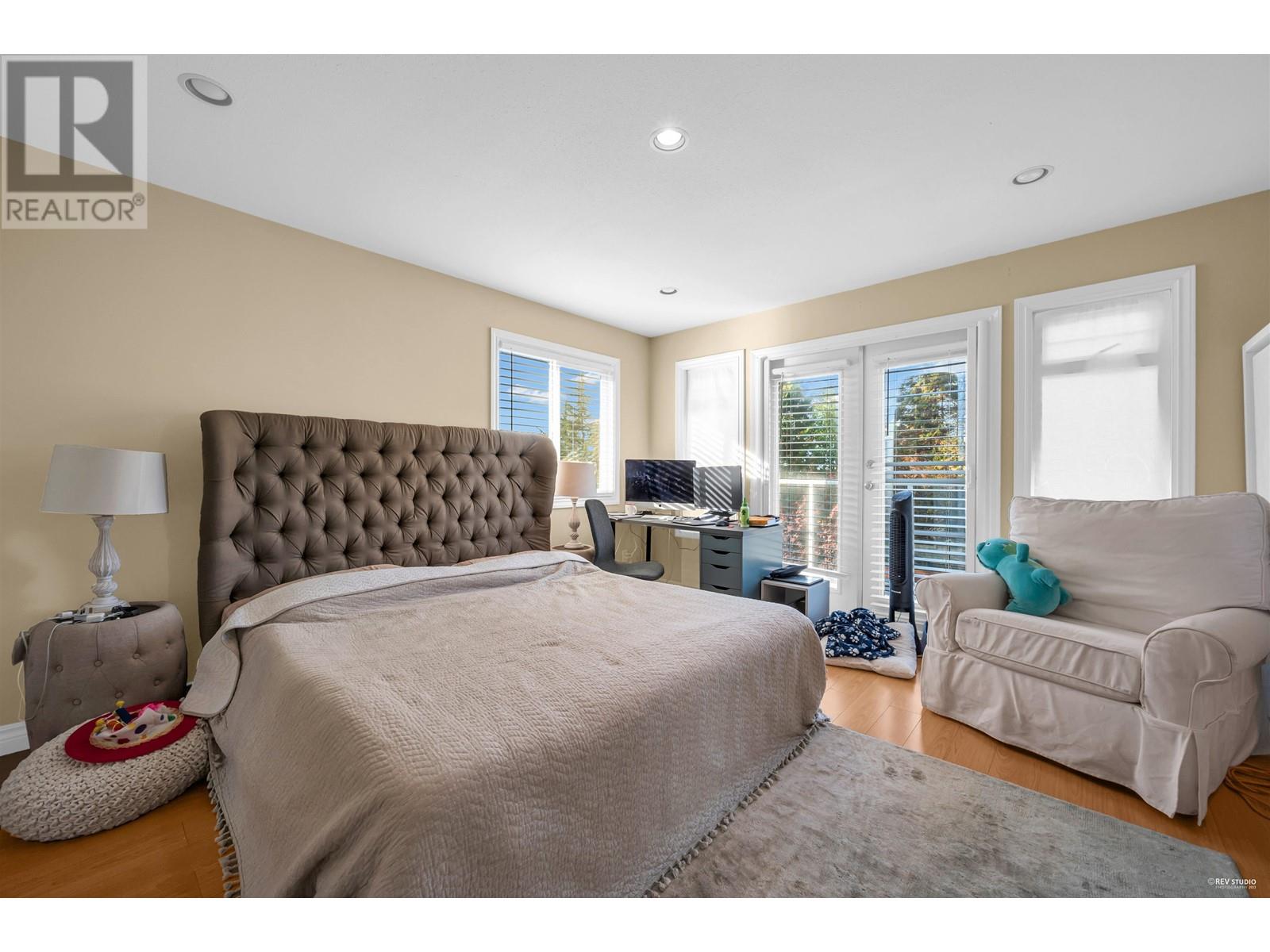 3460 Carnarvon Avenue, North Vancouver, British Columbia  V7N 3K9 - Photo 12 - R2825065