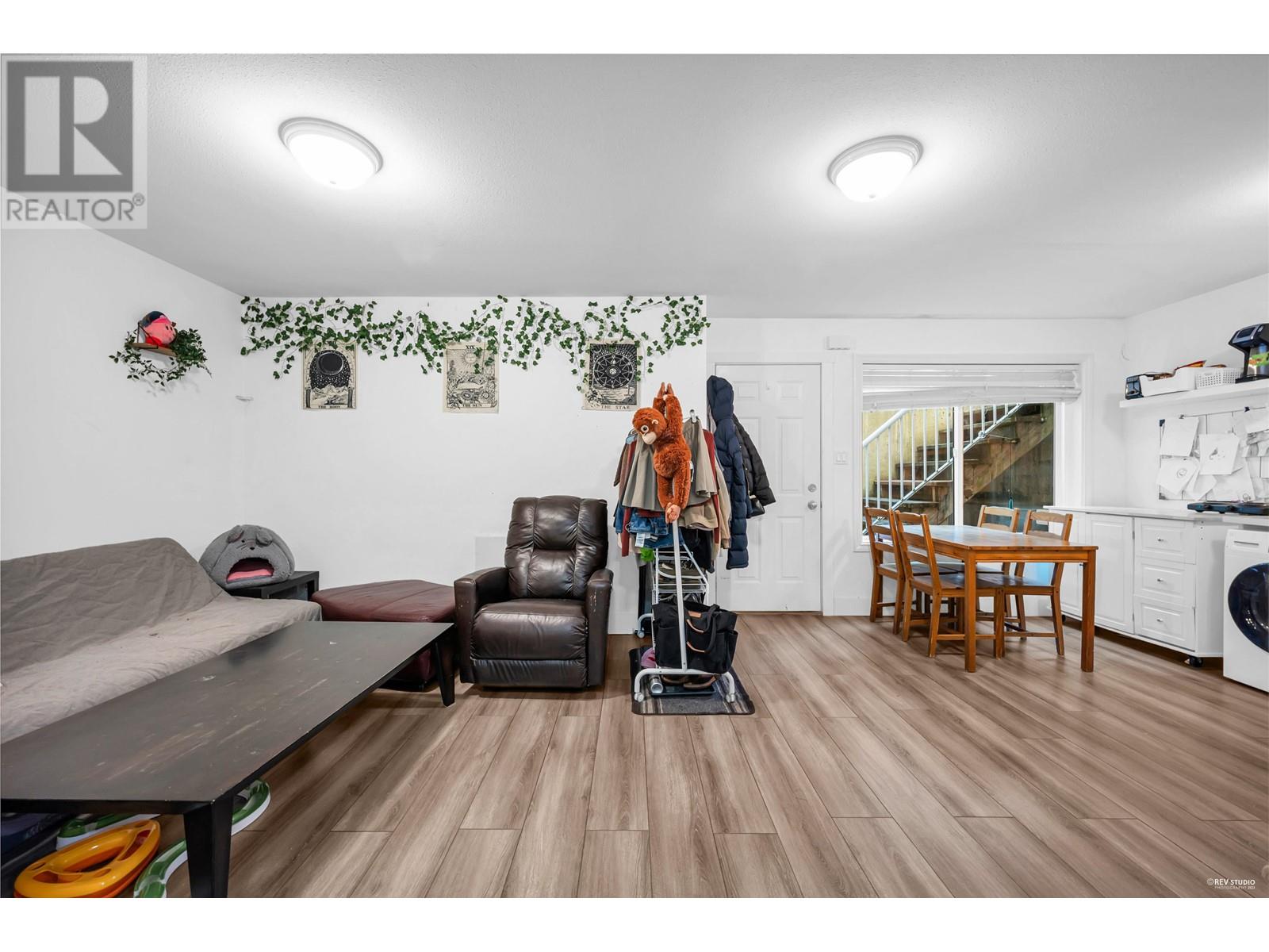 3460 Carnarvon Avenue, North Vancouver, British Columbia  V7N 3K9 - Photo 16 - R2825065