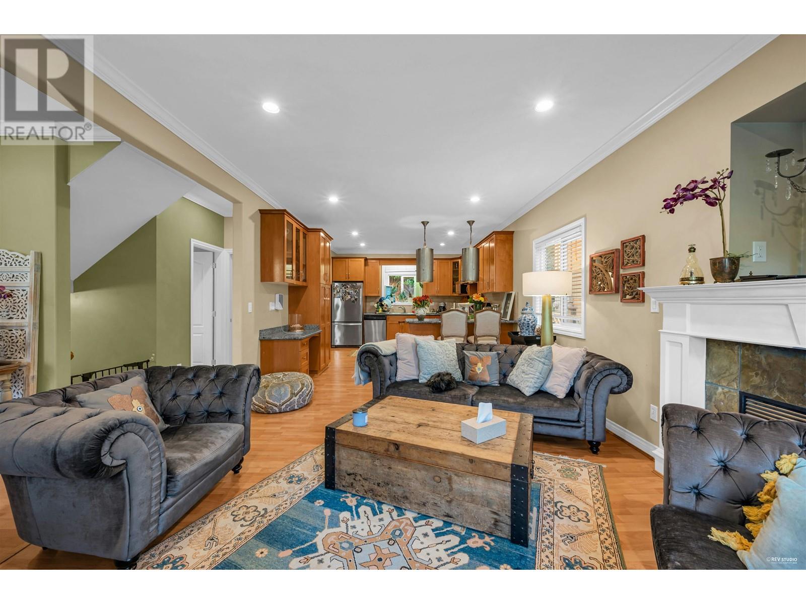 3460 Carnarvon Avenue, North Vancouver, British Columbia  V7N 3K9 - Photo 5 - R2825065