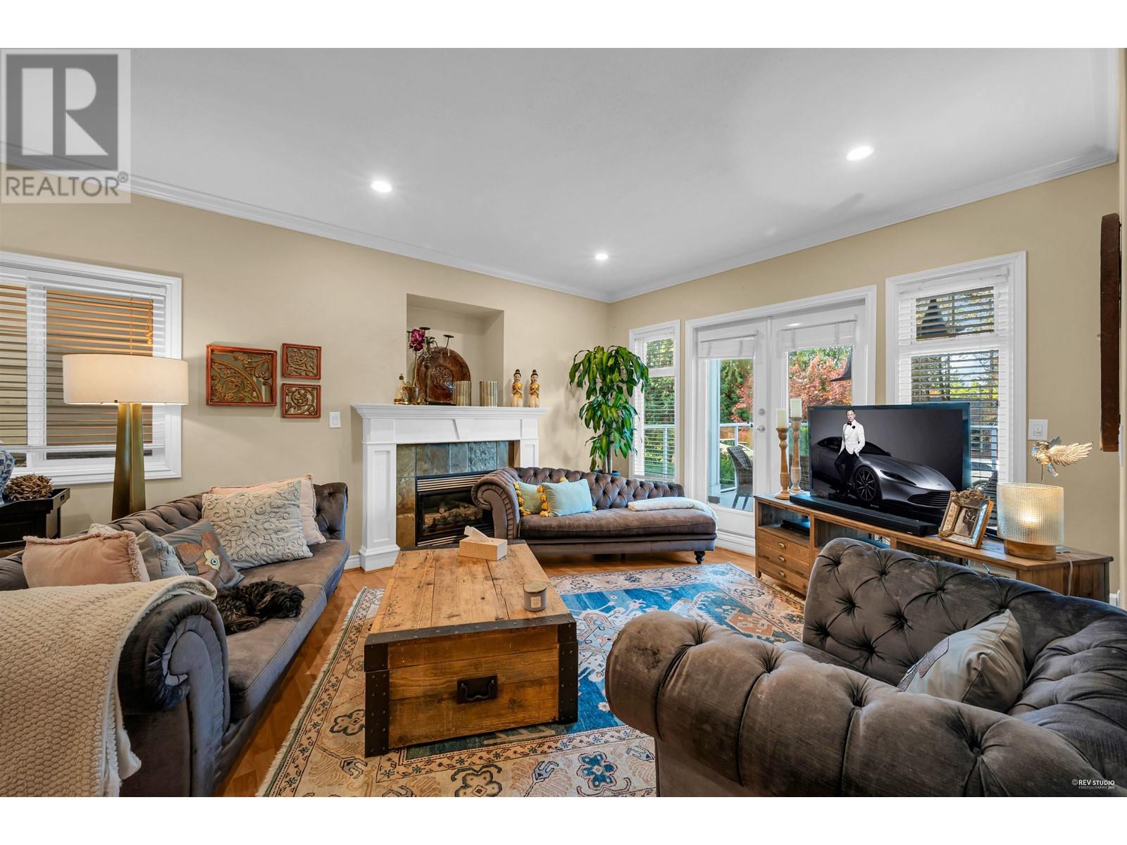 3460 Carnarvon Avenue, North Vancouver, British Columbia  V7N 3K9 - Photo 6 - R2825065