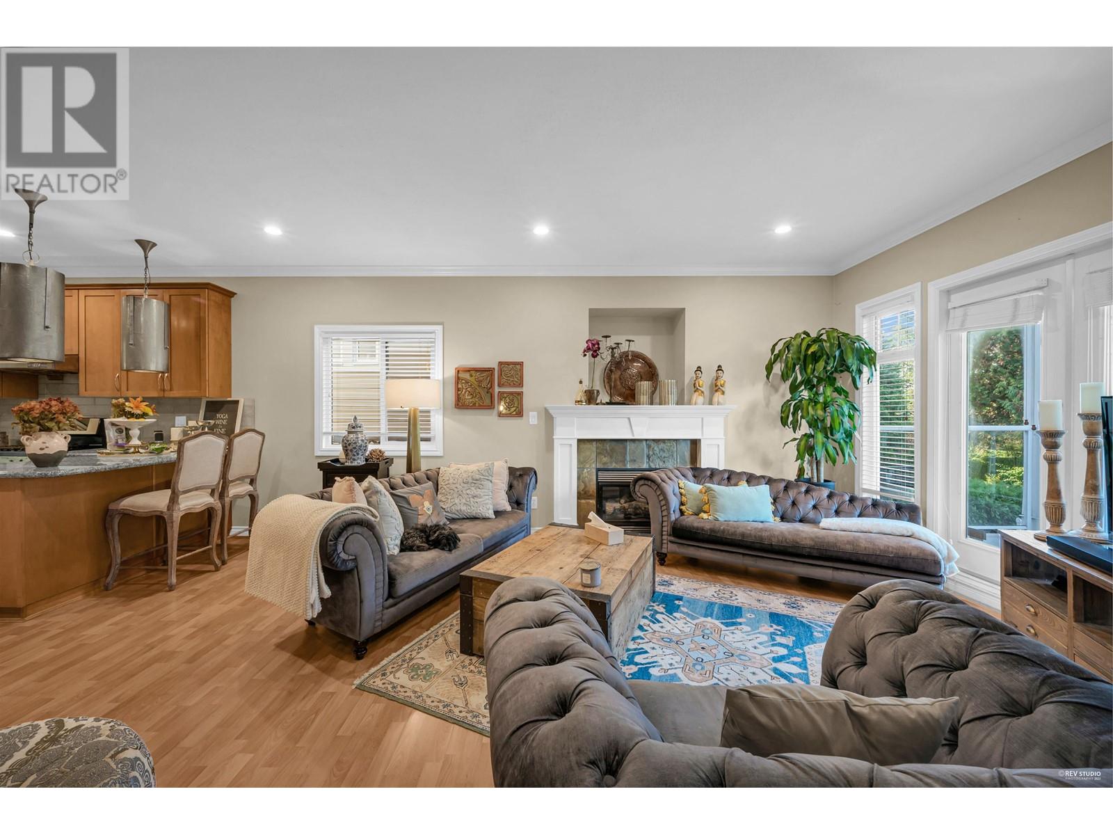 3460 Carnarvon Avenue, North Vancouver, British Columbia  V7N 3K9 - Photo 7 - R2825065