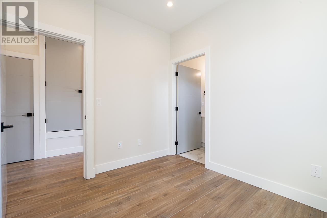 2896 E Georgia Street, Vancouver, British Columbia  V5K 2K4 - Photo 23 - R2824869