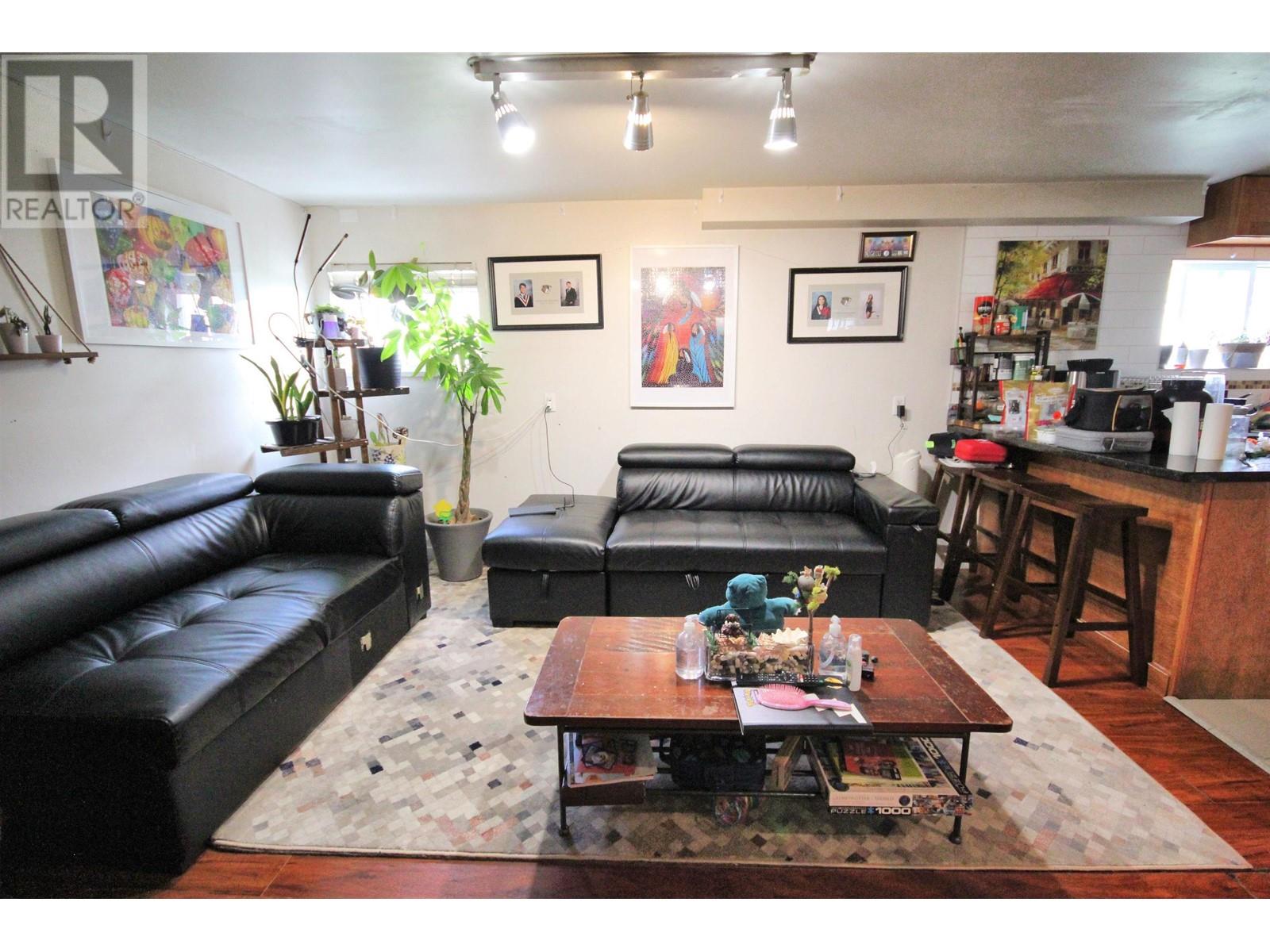 6612 Linden Avenue, Burnaby, British Columbia  V5E 3G4 - Photo 3 - R2815686