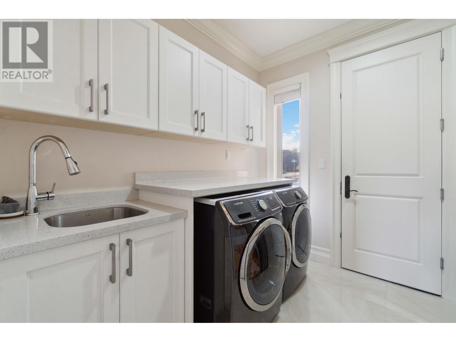 10400 Cornerbrook Crescent, Richmond, British Columbia  V7E 4H4 - Photo 18 - R2824799