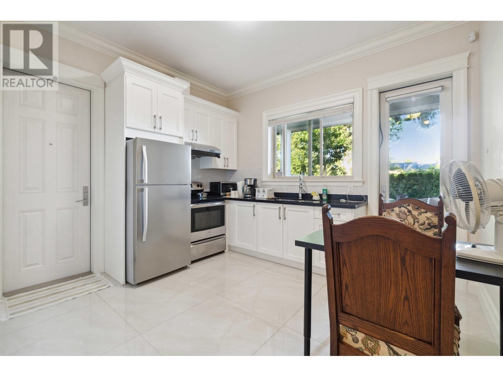 10400 Cornerbrook Crescent, Richmond, British Columbia  V7E 4H4 - Photo 19 - R2824799