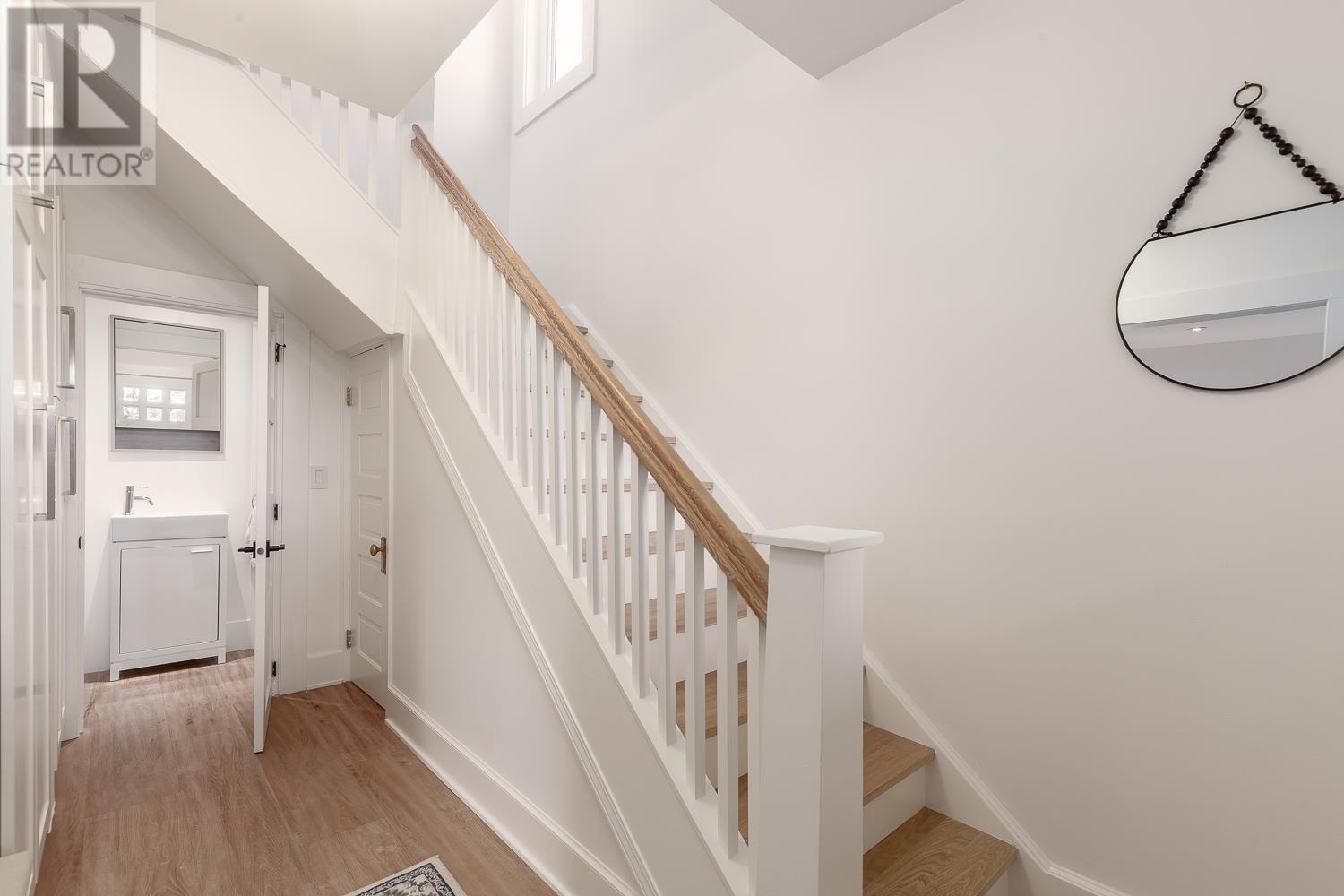 4283 Balkan Street, Vancouver, British Columbia  V5V 3Z4 - Photo 13 - R2825026